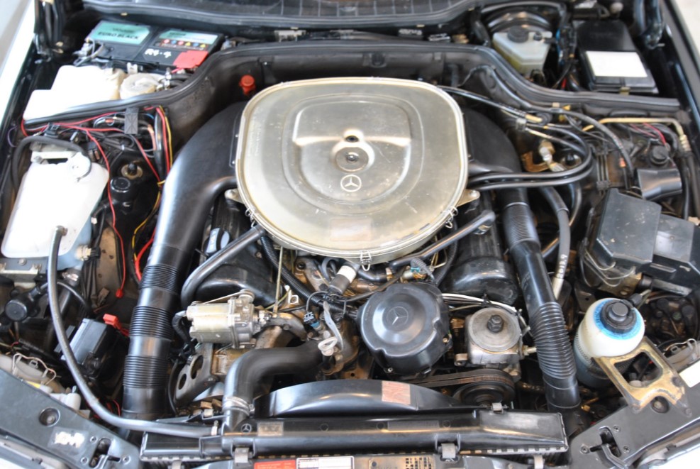 1991 Mercedes Benz 560SEC — Photo 6 / 19