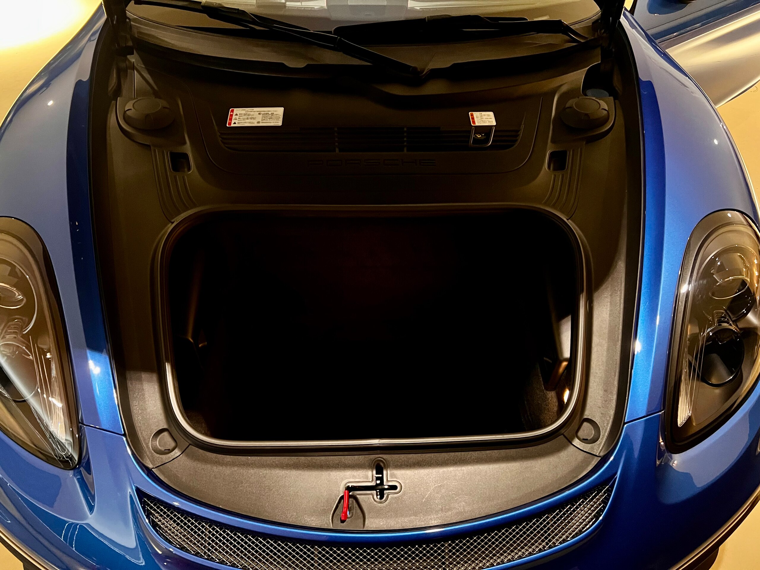 2016 Porsche Cayman GT4 — Photo 22 / 22