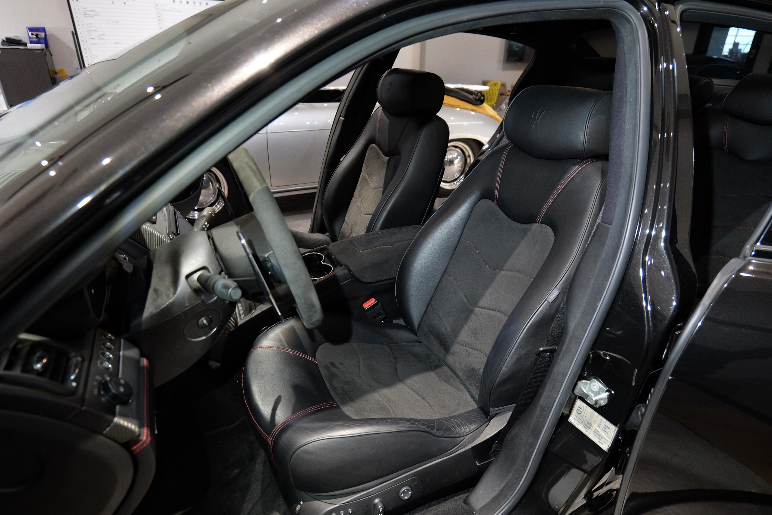 2013 Maserati Quattroporte Sport GT S — Photo 6 / 31