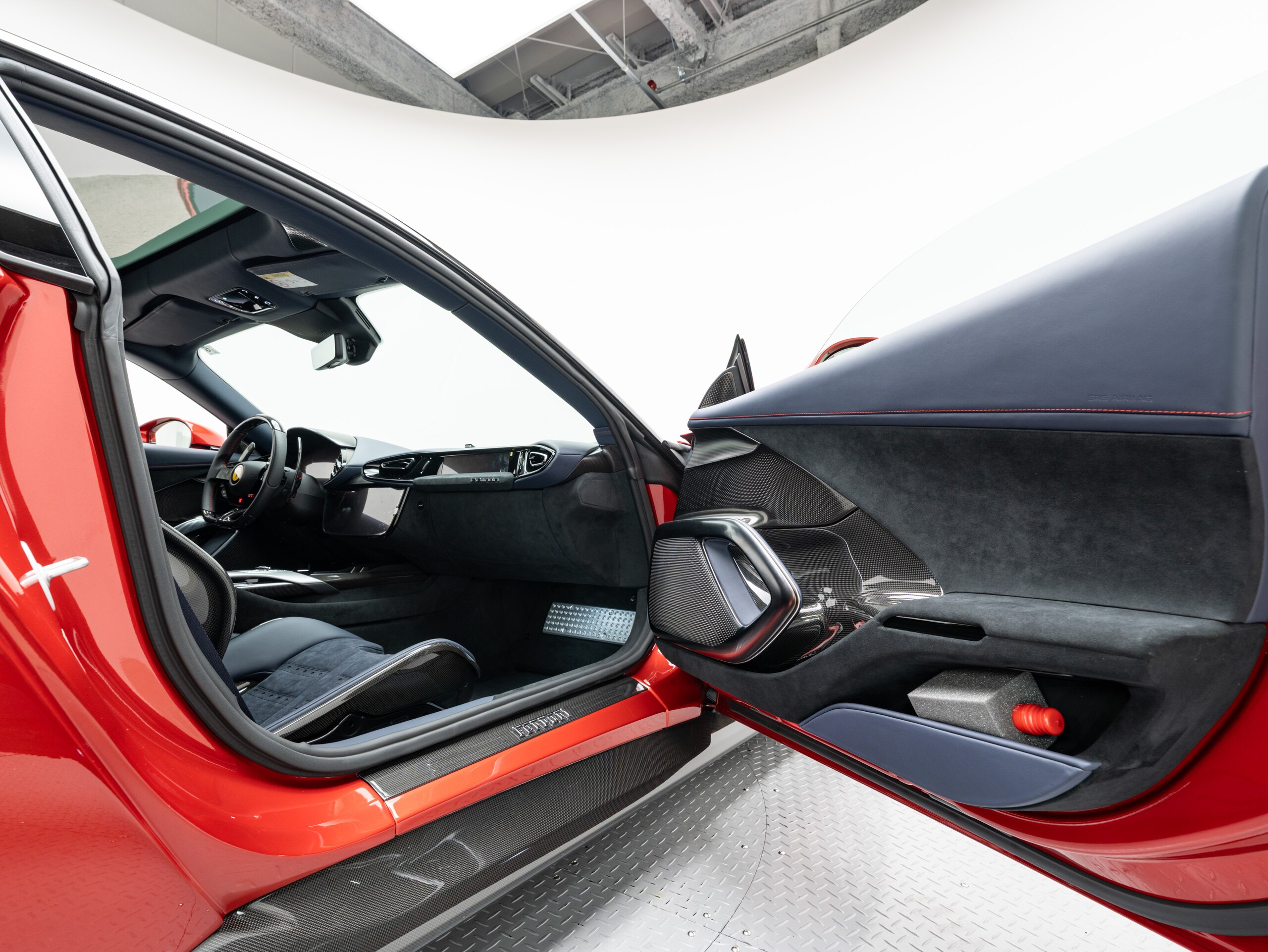 2025 Ferrari 12Cilindri — Photo 29 / 32