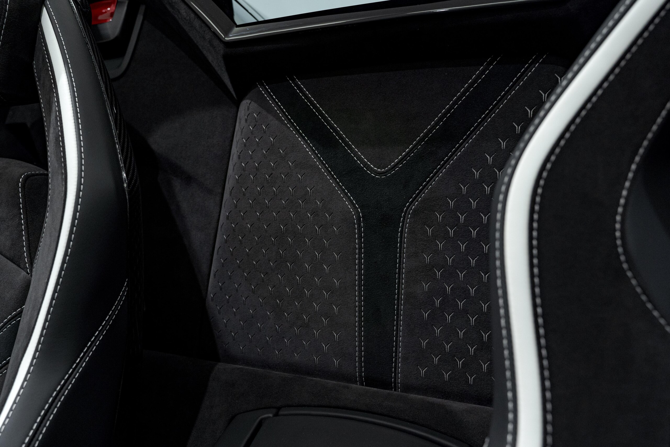 2022 Lamborghini Aventador Roadster LP780-4 Ultimae — Photo 23 / 27