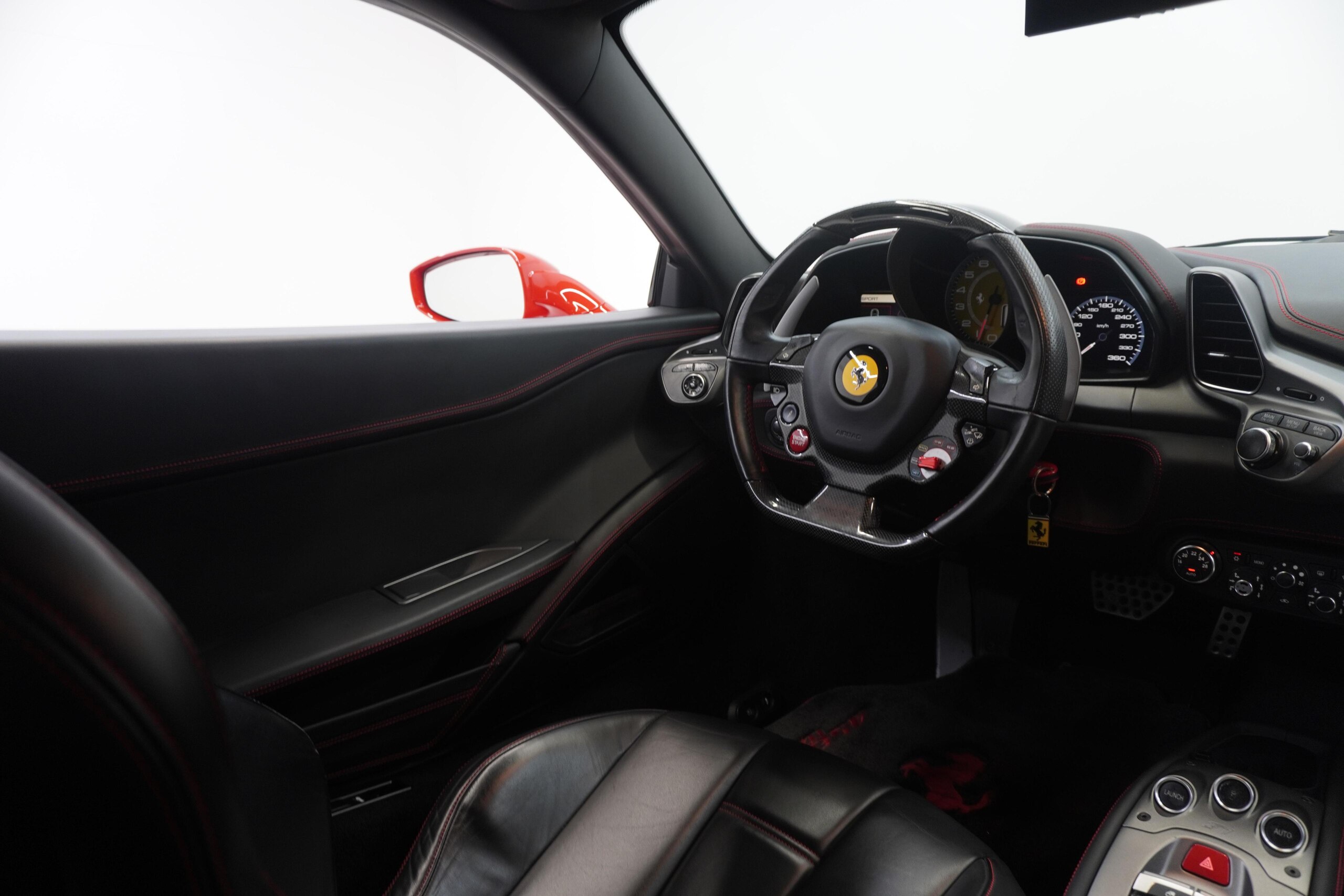 2013 Ferrari 458 Italia F1 DCT — Photo 15 / 22