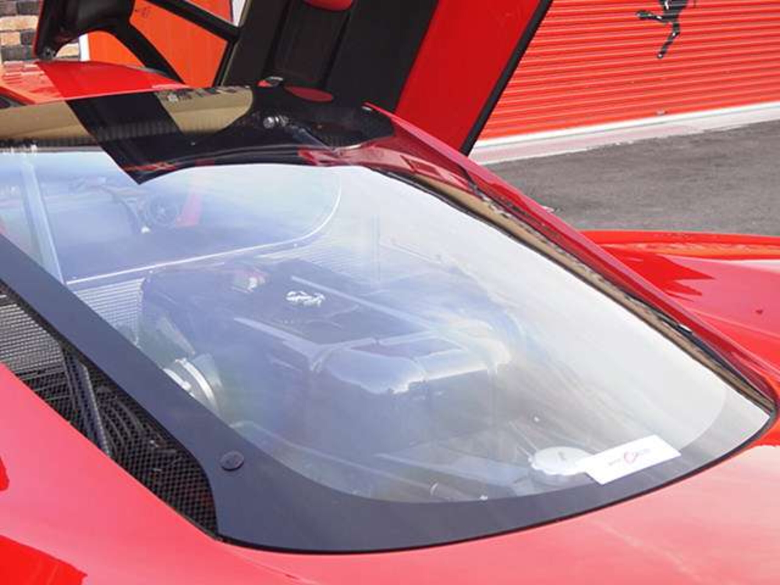 2004 Ferrari Enzo — Photo 9 / 13