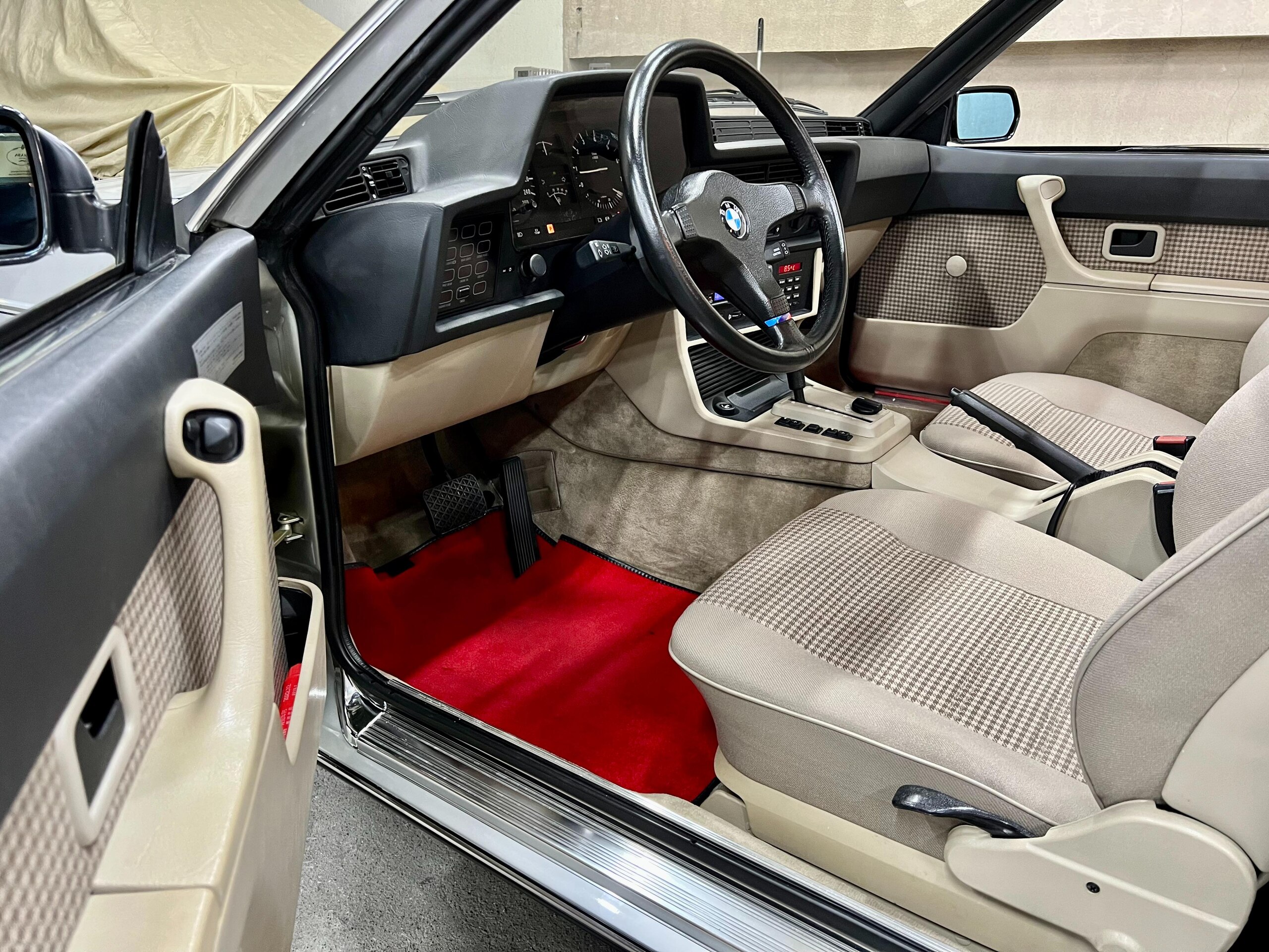 1986 BMW 635CSi — Photo 6 / 20