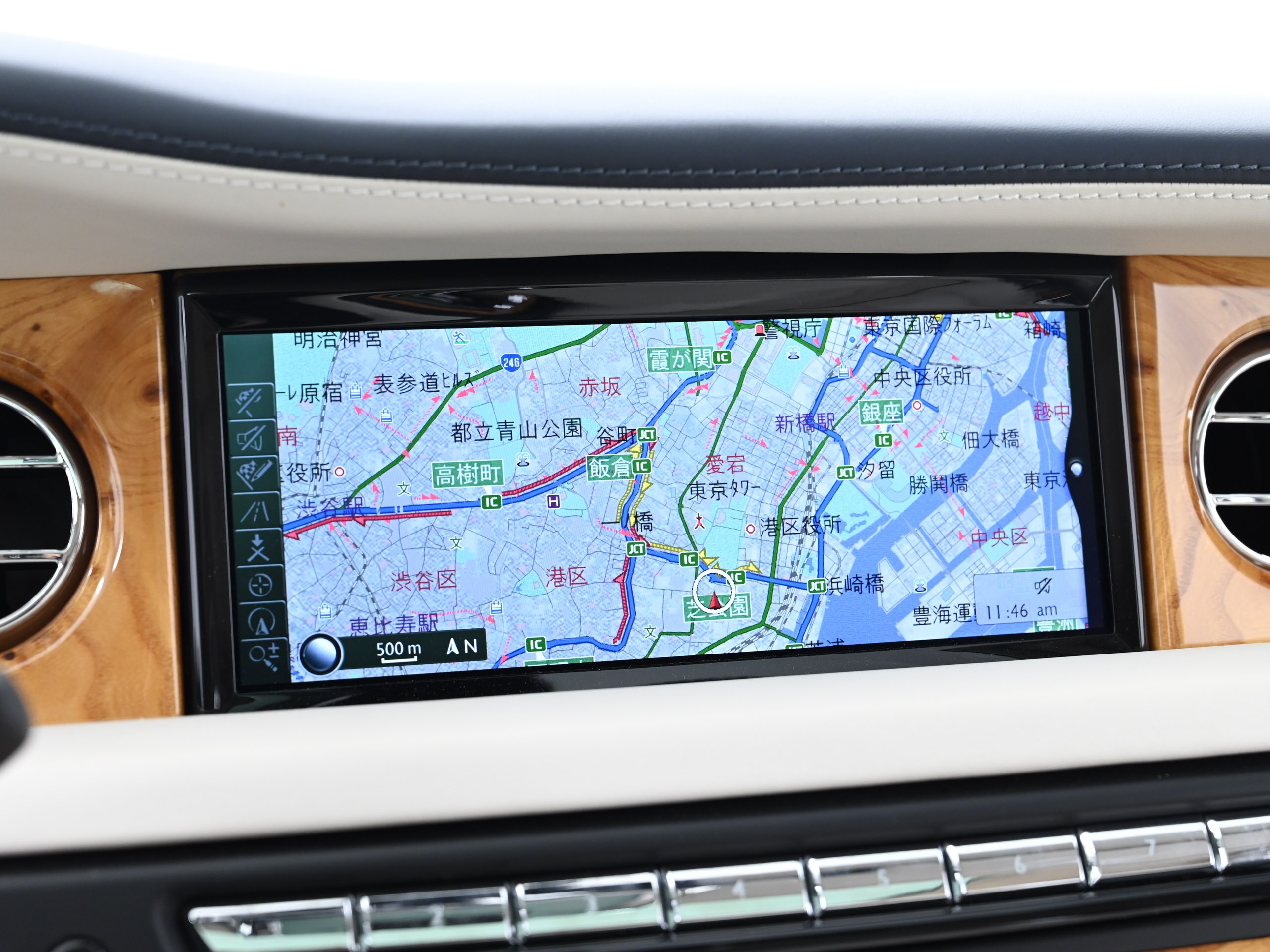 2015 Rolls-Royce Phantom — Photo 13 / 27