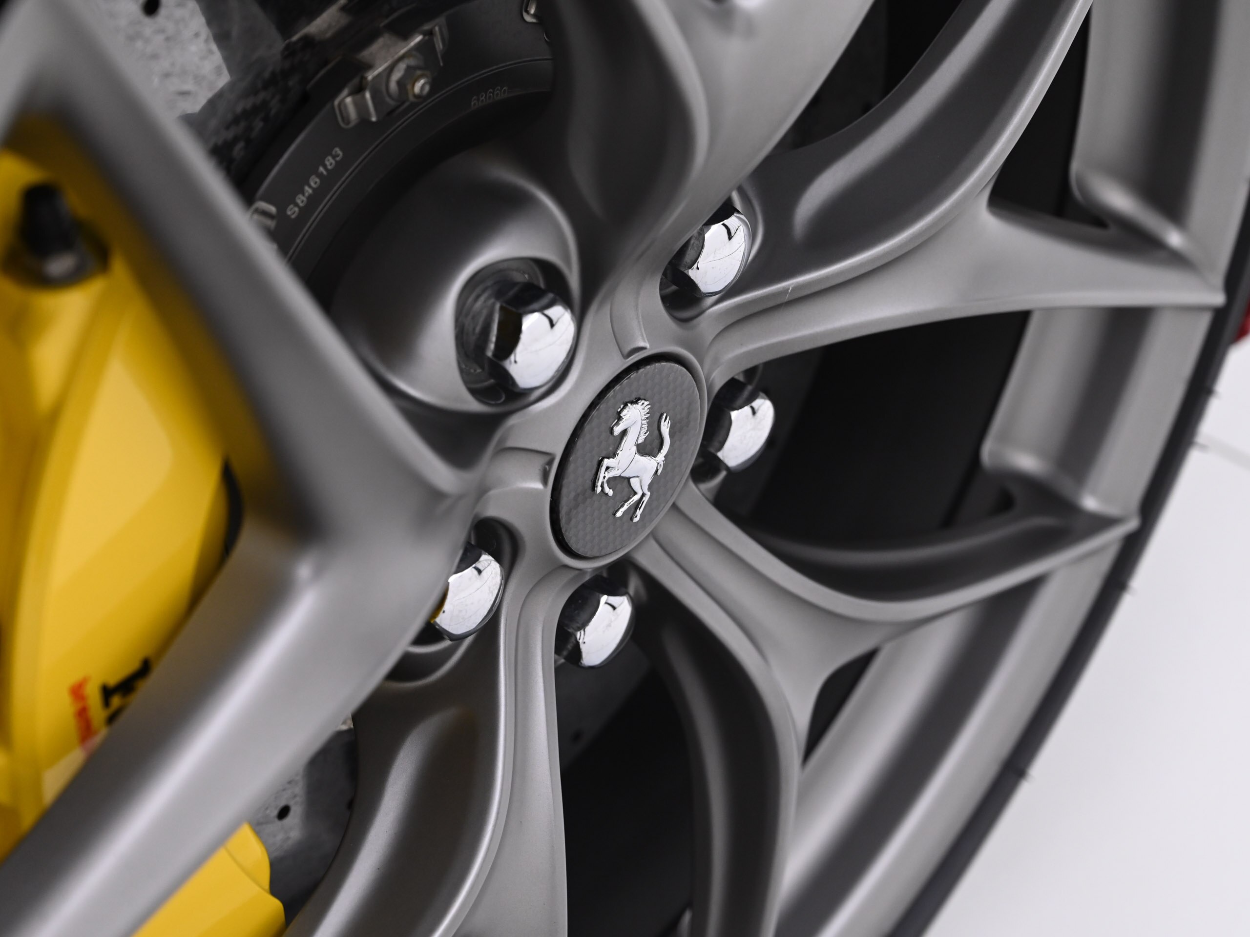 2014 Ferrari F12 Berlinetta — Photo 15 / 17