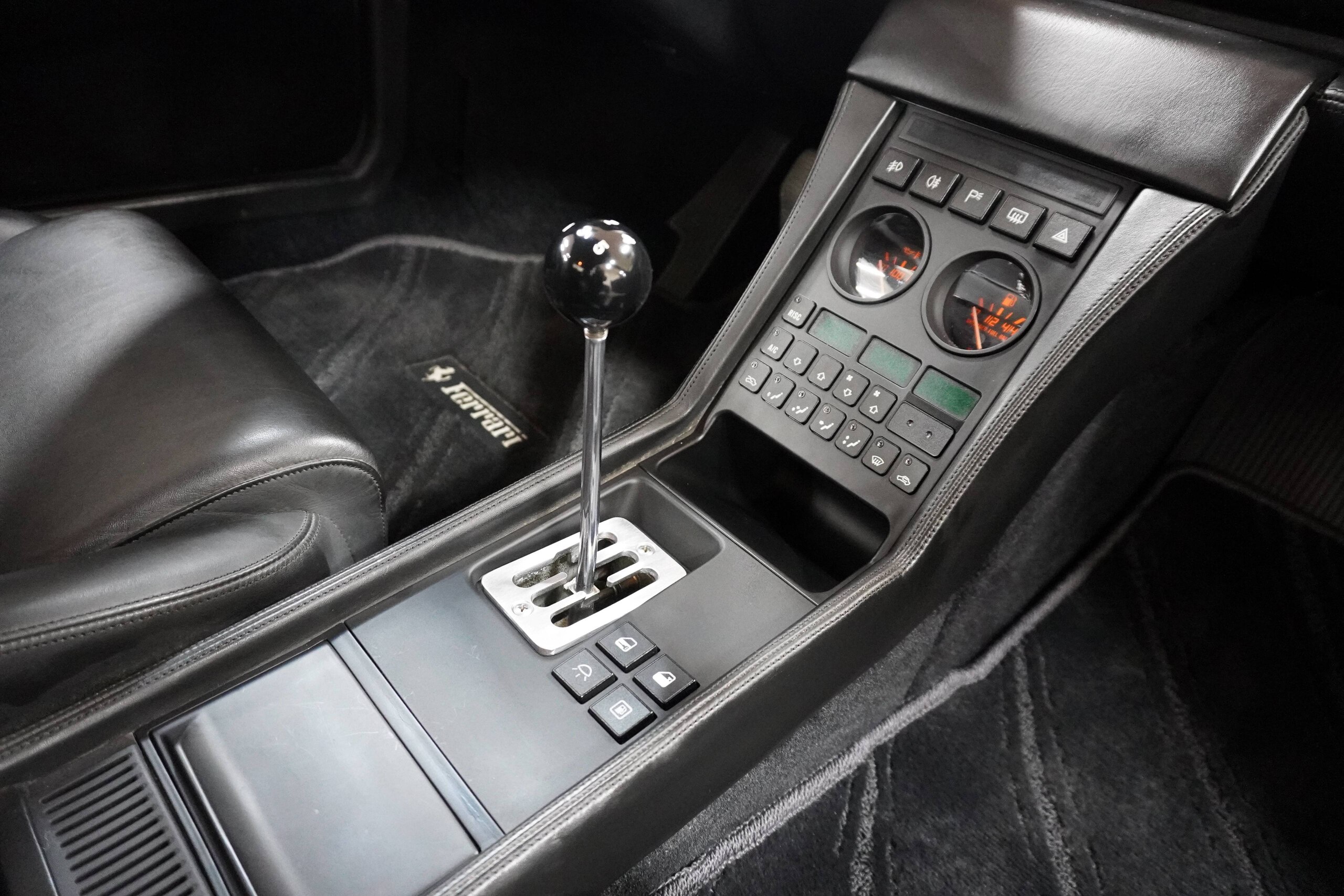 1992 Ferrari 348 TB — Photo 16 / 19