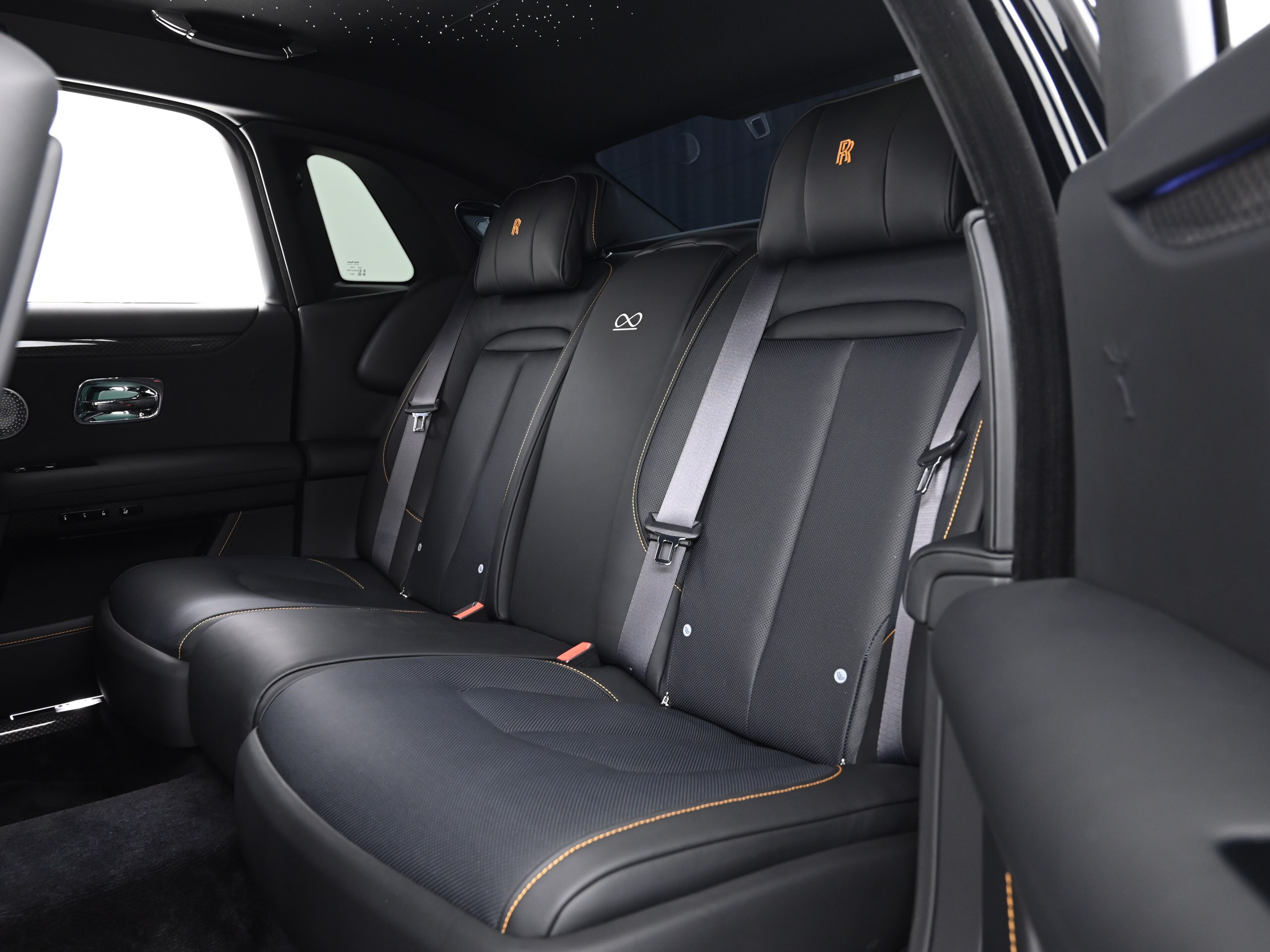 2025 Rolls-Royce Black Badge Ghost Series II — Photo 21 / 25