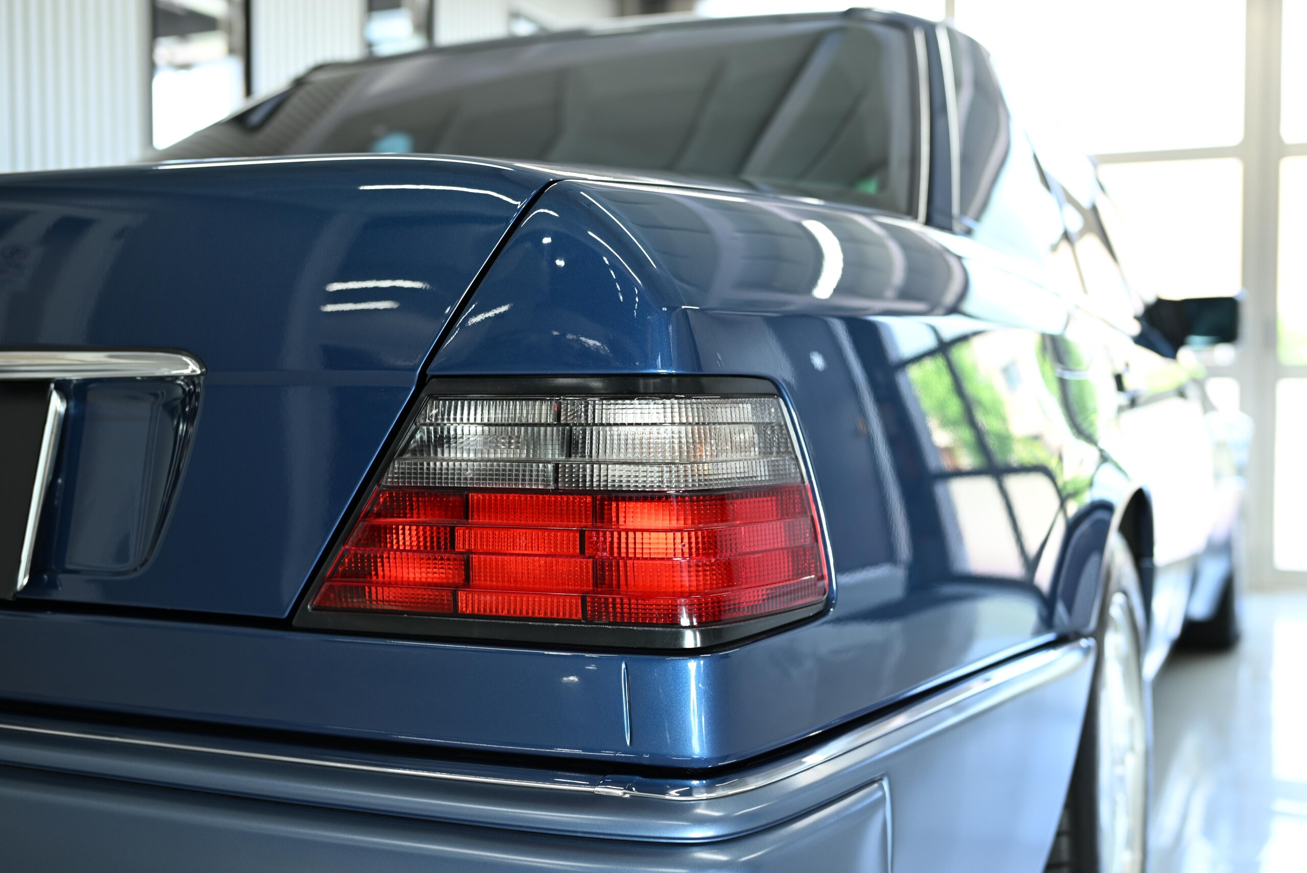 1994 Mercedes Benz E500 — Photo 21 / 74