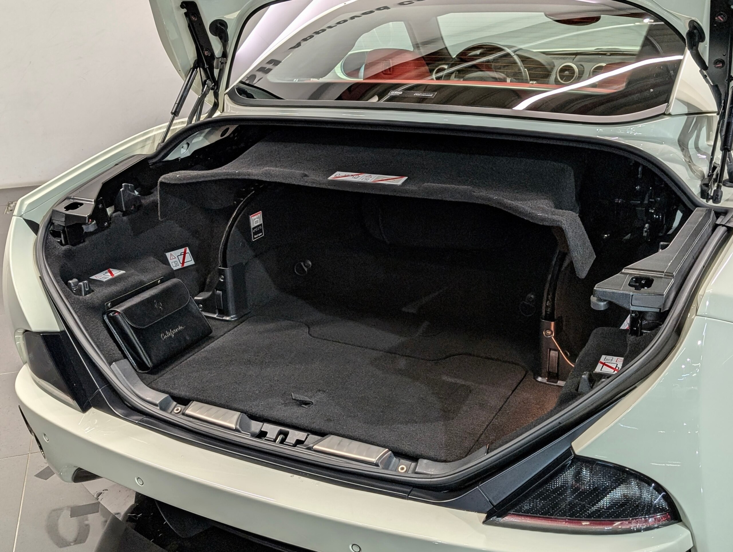 2009 Ferrari California F1 — Photo 24 / 24