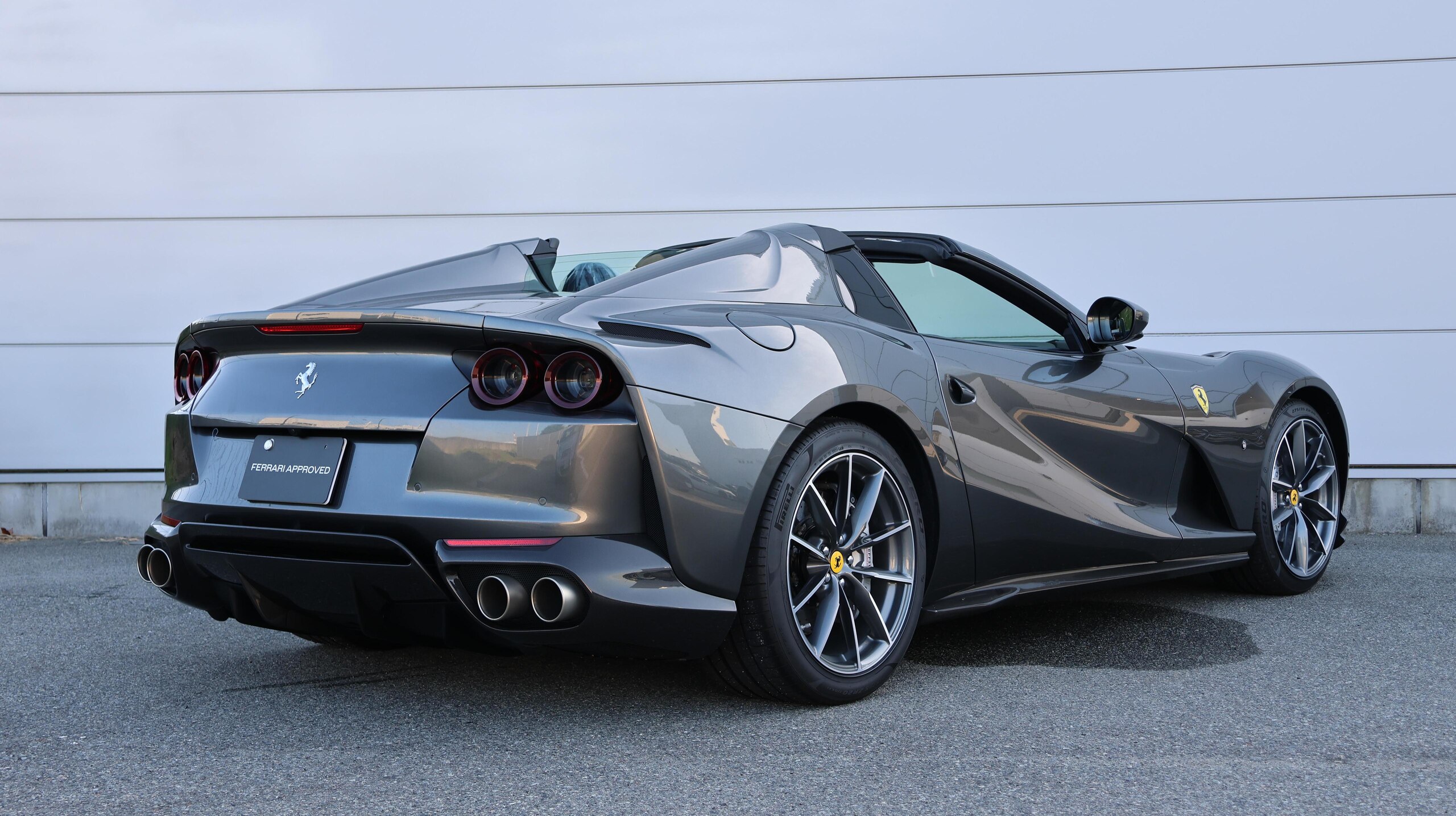 2021 Ferrari 812GTS — Photo 36 / 38