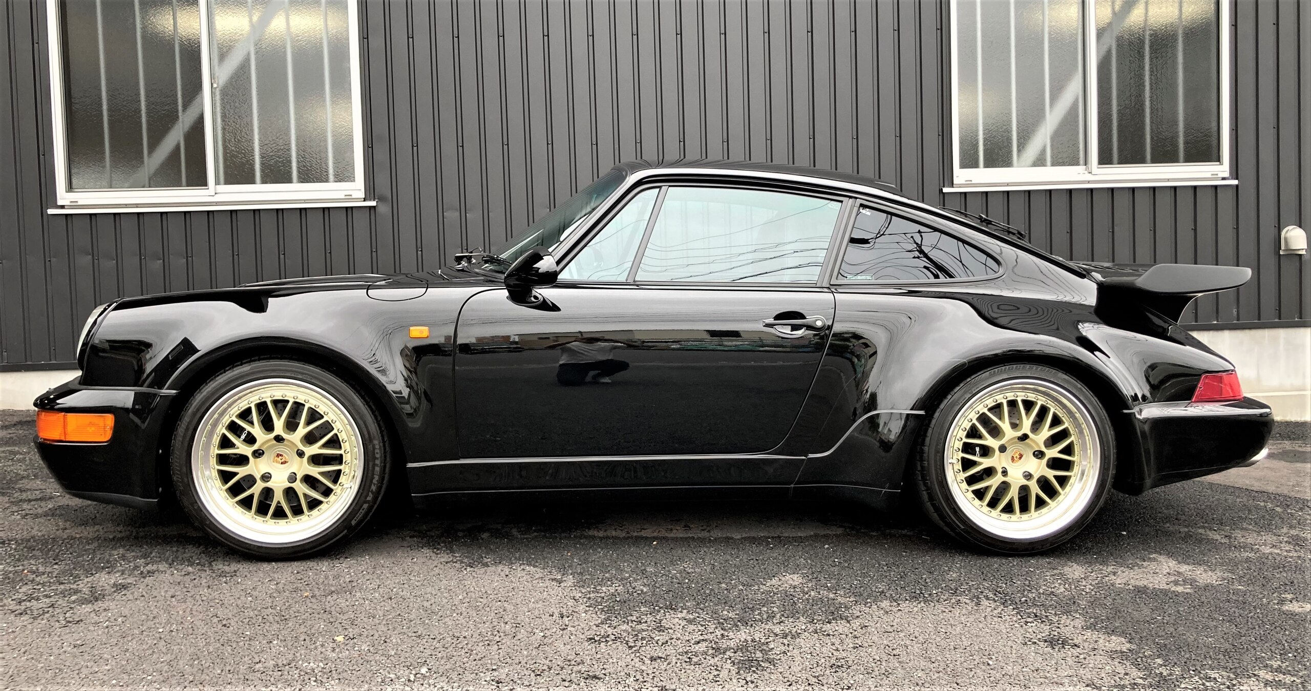 1991 Porsche 911 Turbo — Photo 7 / 28