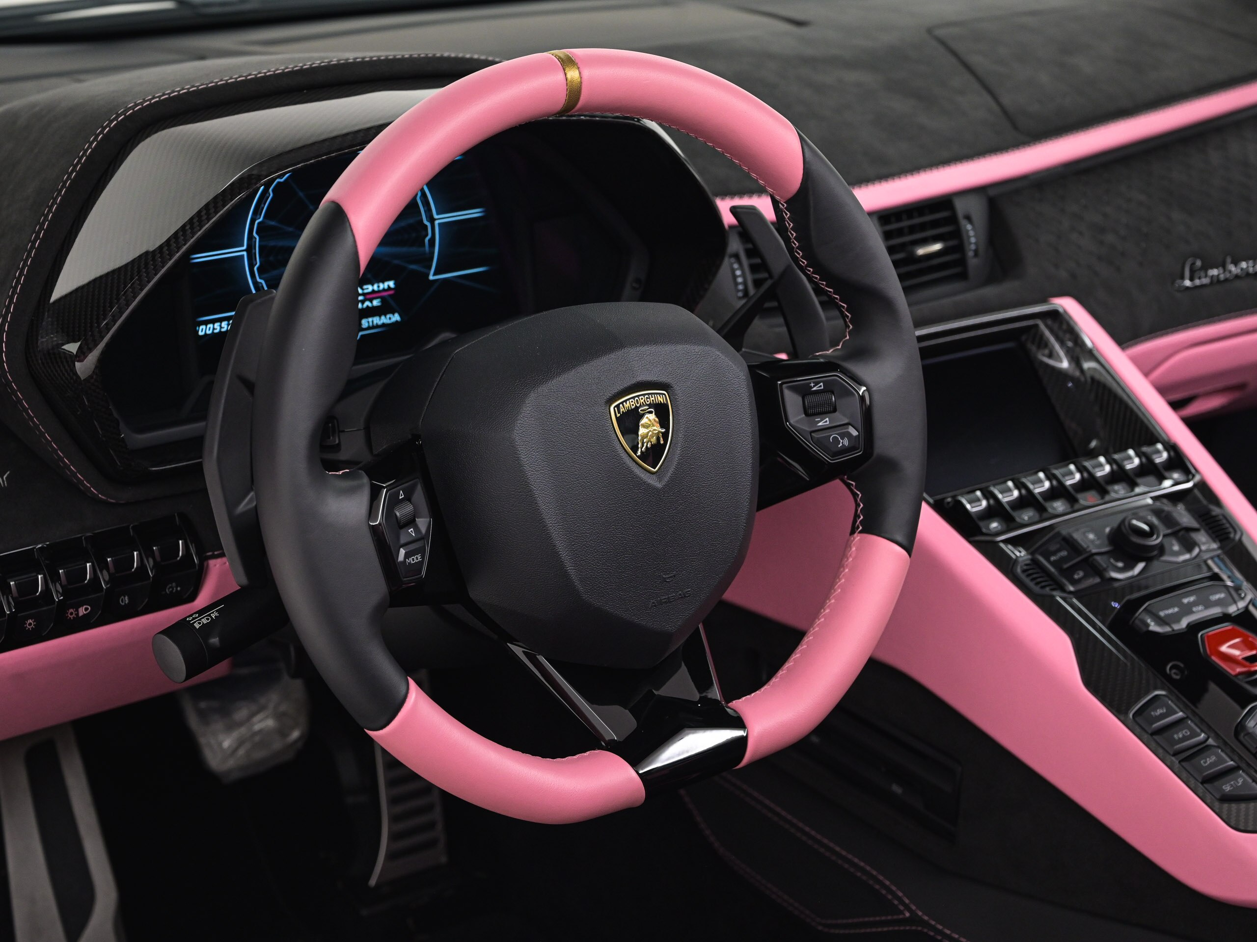 2022 Lamborghini Aventador Roadster LP780-4 Ultimae — Photo 18 / 25