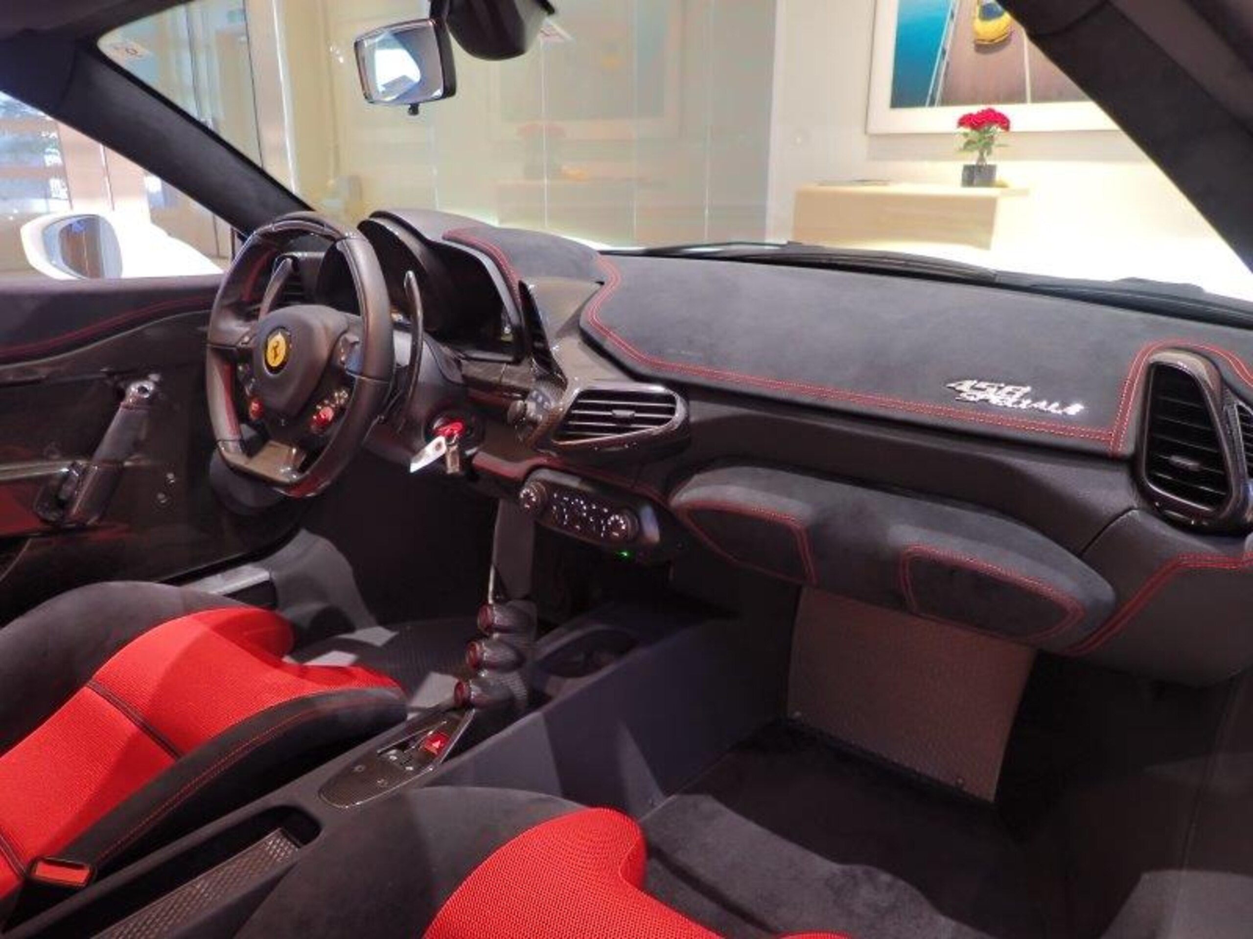 2015 Ferrari 458 Speciale — Photo 11 / 15