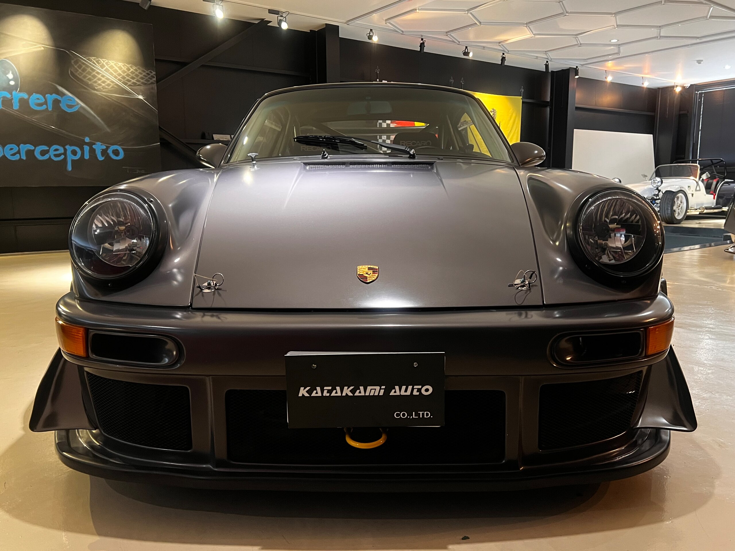 1992 Porsche 911 Carrera 2 for sale in Japan
