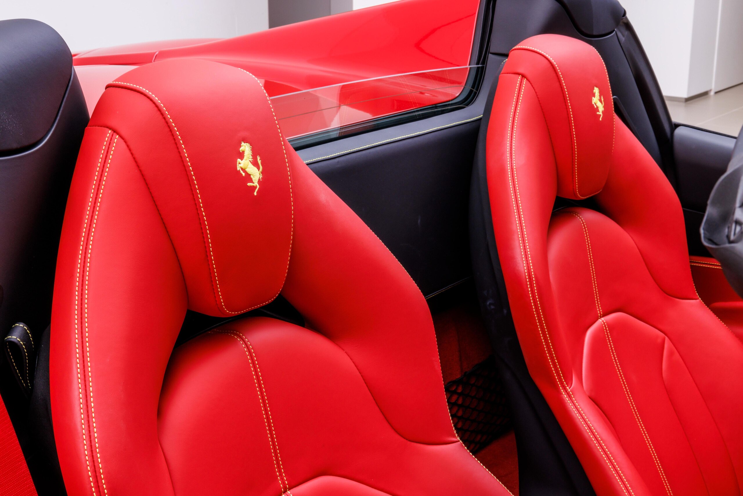 2022 Ferrari F8 Spider — Photo 29 / 42