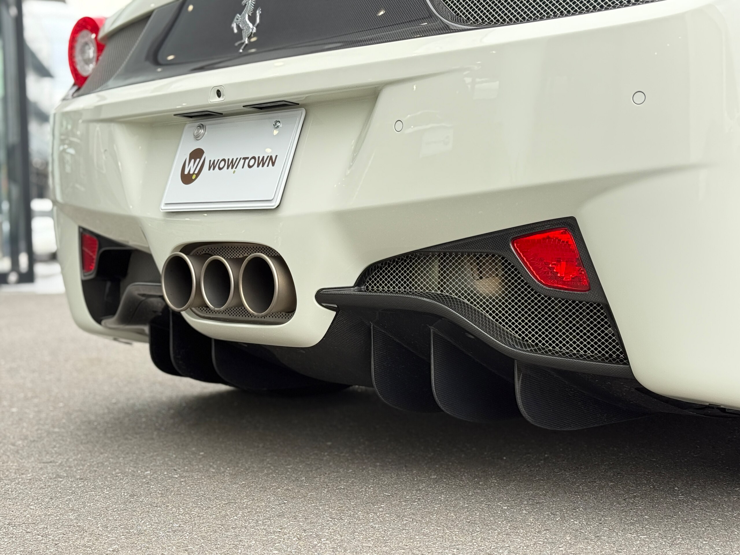 2014 Ferrari 458 Italia F1 DCT — Photo 42 / 52
