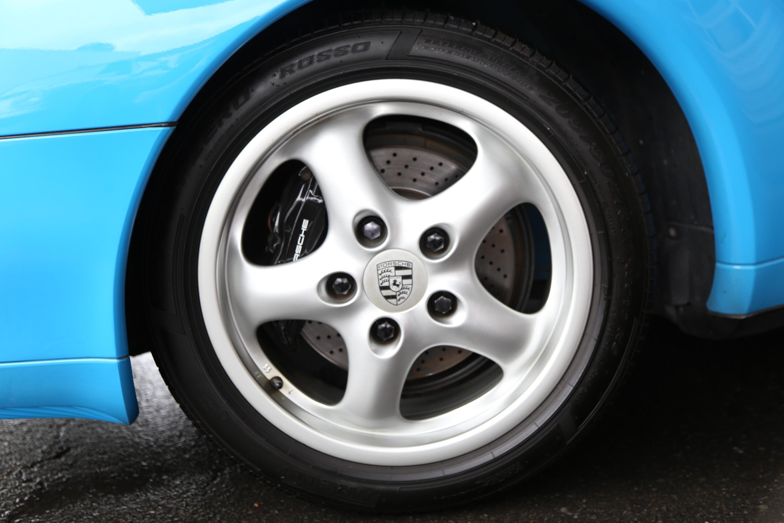 1995 Porsche 911 Carrera — Photo 11 / 13