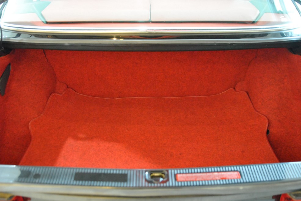 1991 Mercedes Benz 560SEC — Photo 18 / 19