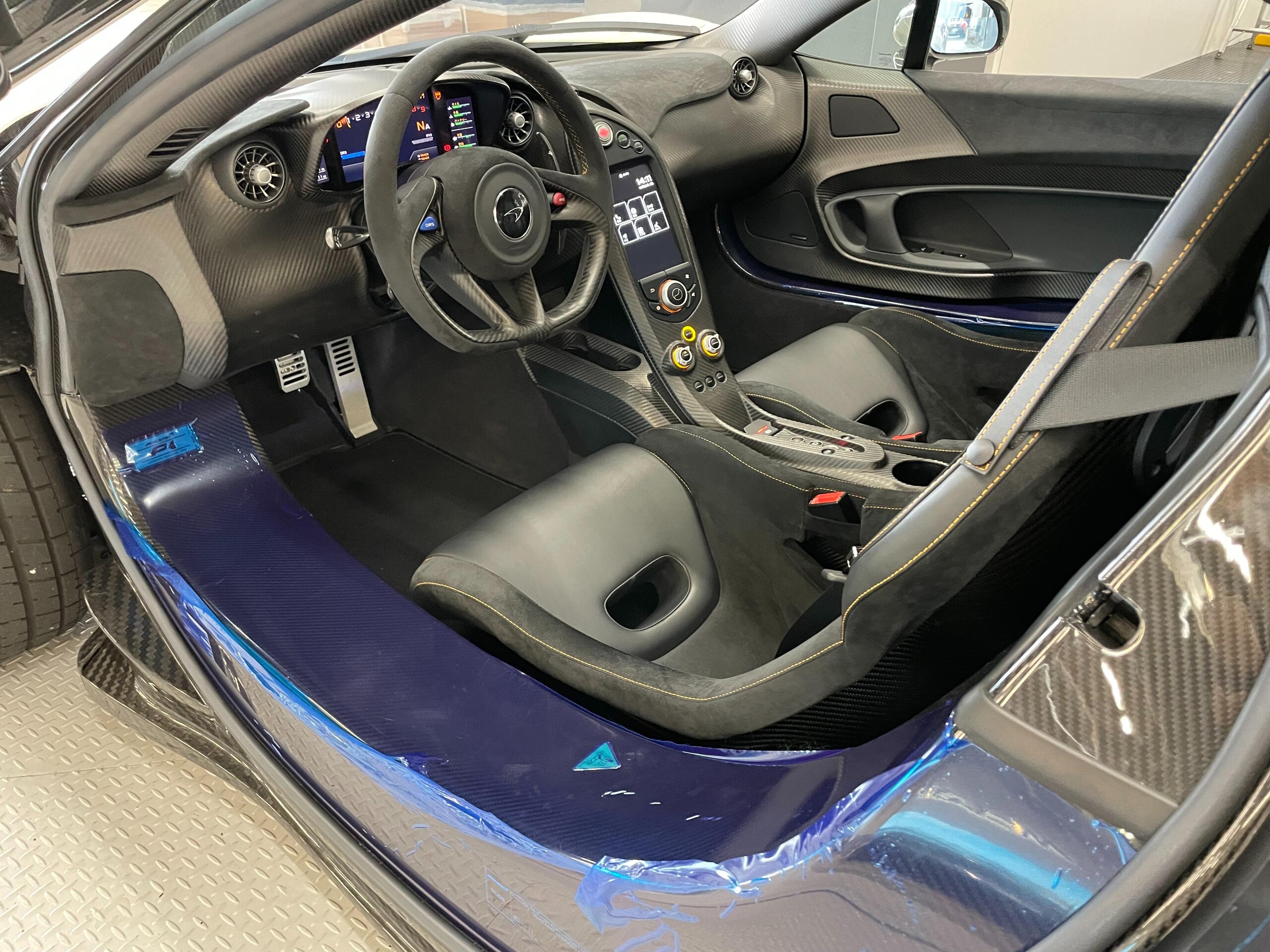 2014 McLaren P1 Limited Edition — Photo 7 / 21
