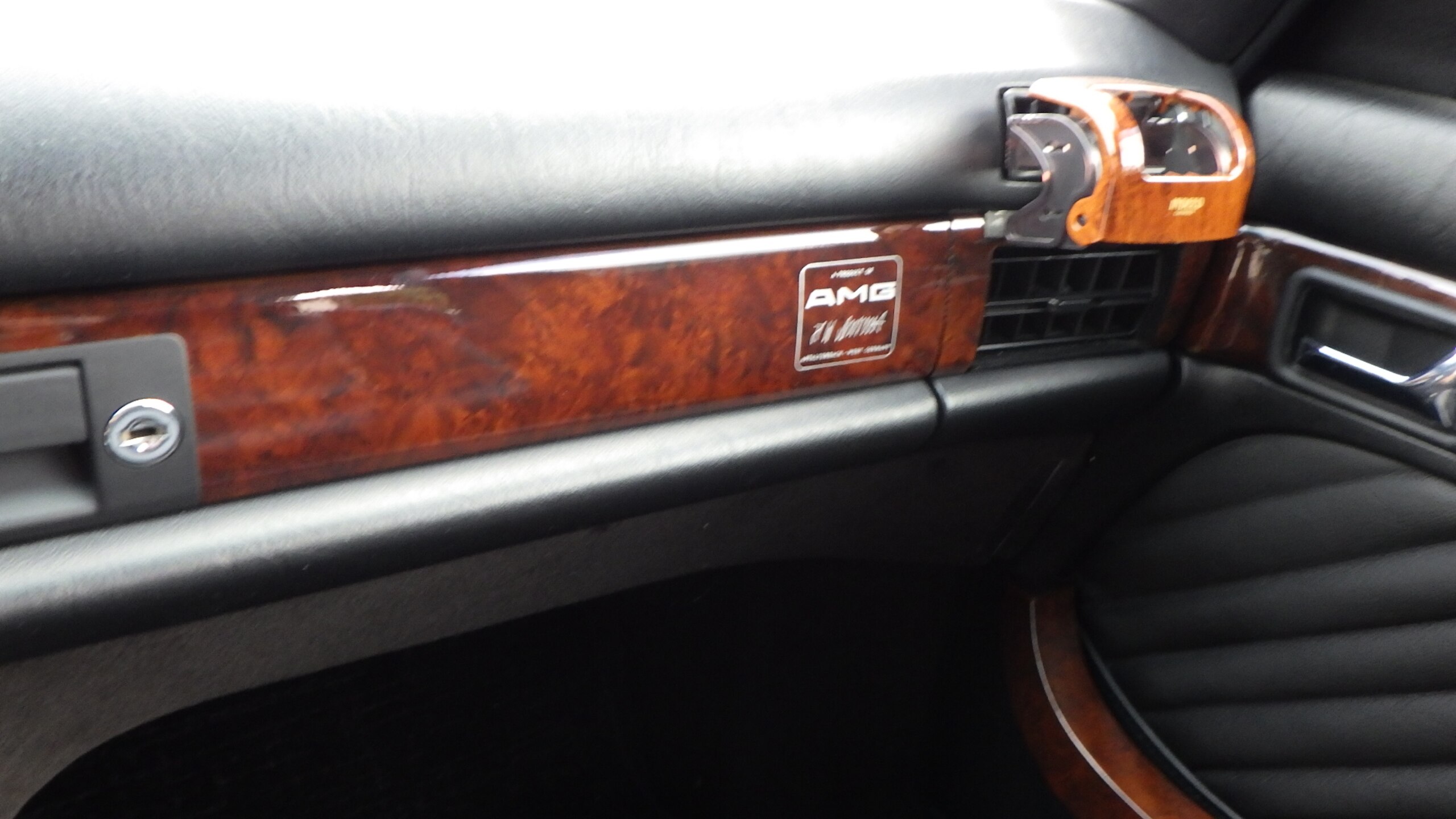 1990 Mercedes Benz 560SEL 6.0 AMG — Photo 13 / 18