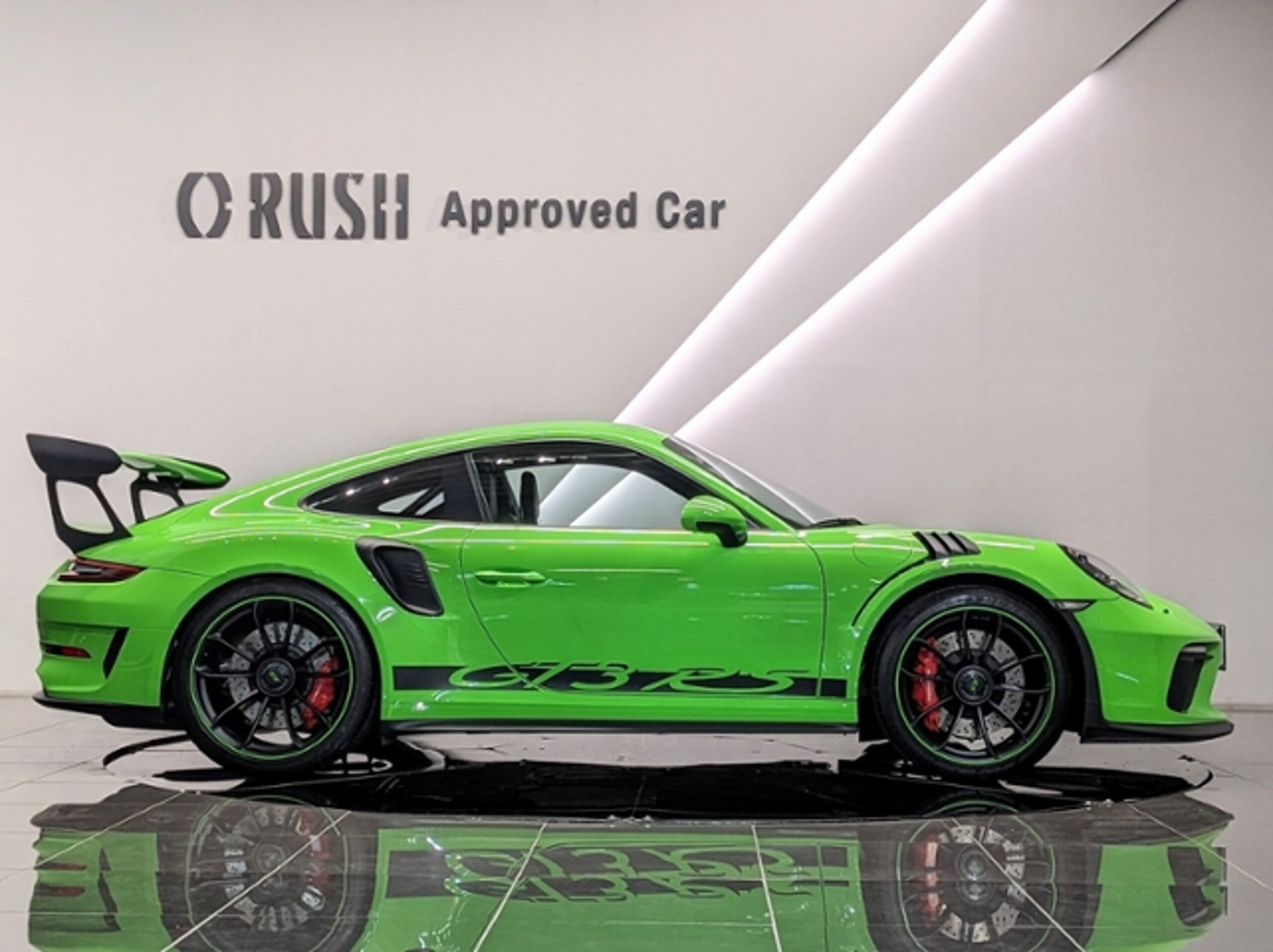 2019 Porsche 911 GT3 RS Lizard Green Exterior for sale in Japan