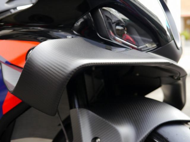 2025 BMW M1000RR M Competition — Photo 7 / 8