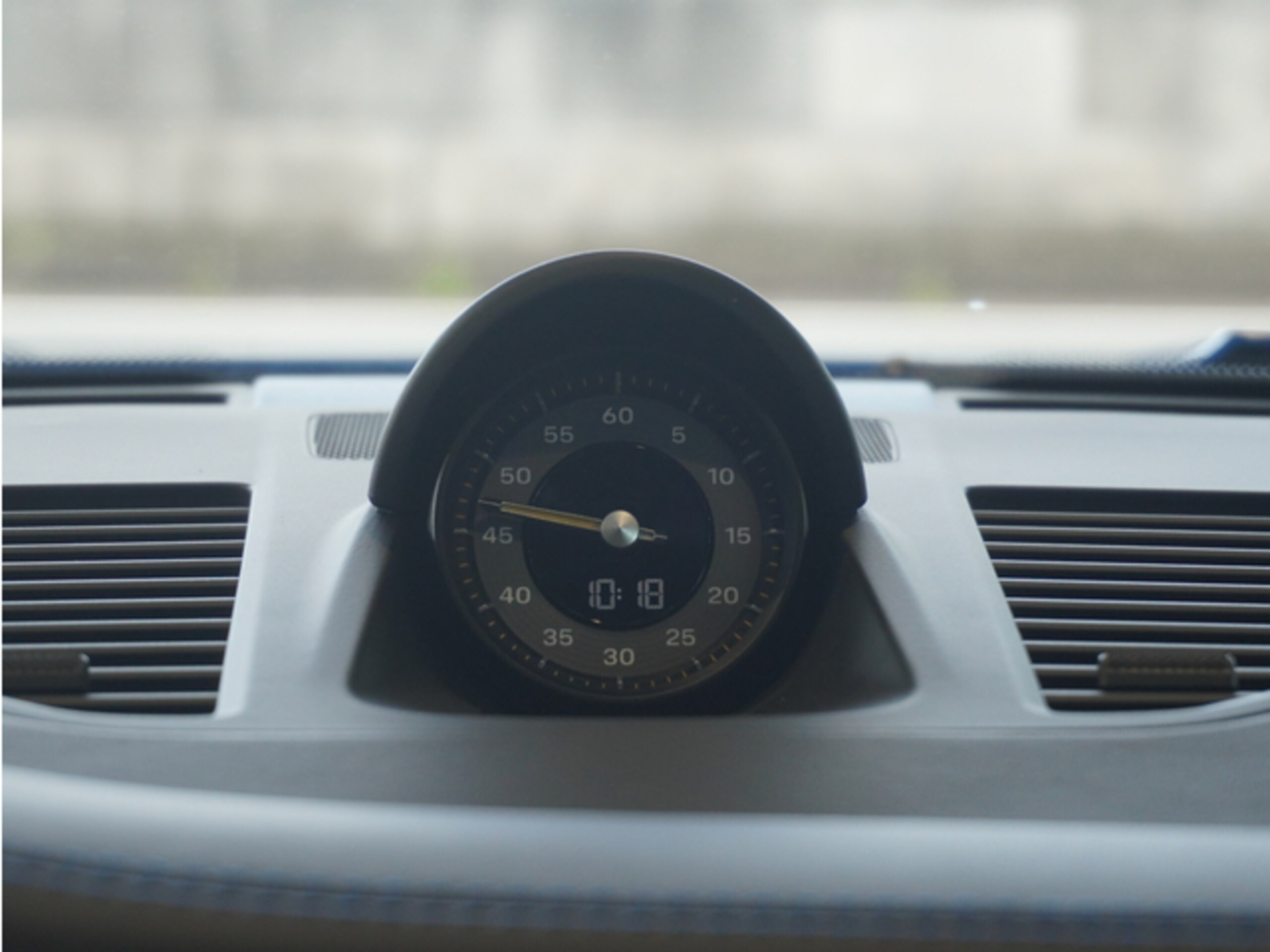 2022 Porsche 911 GT3 — Photo 12 / 17