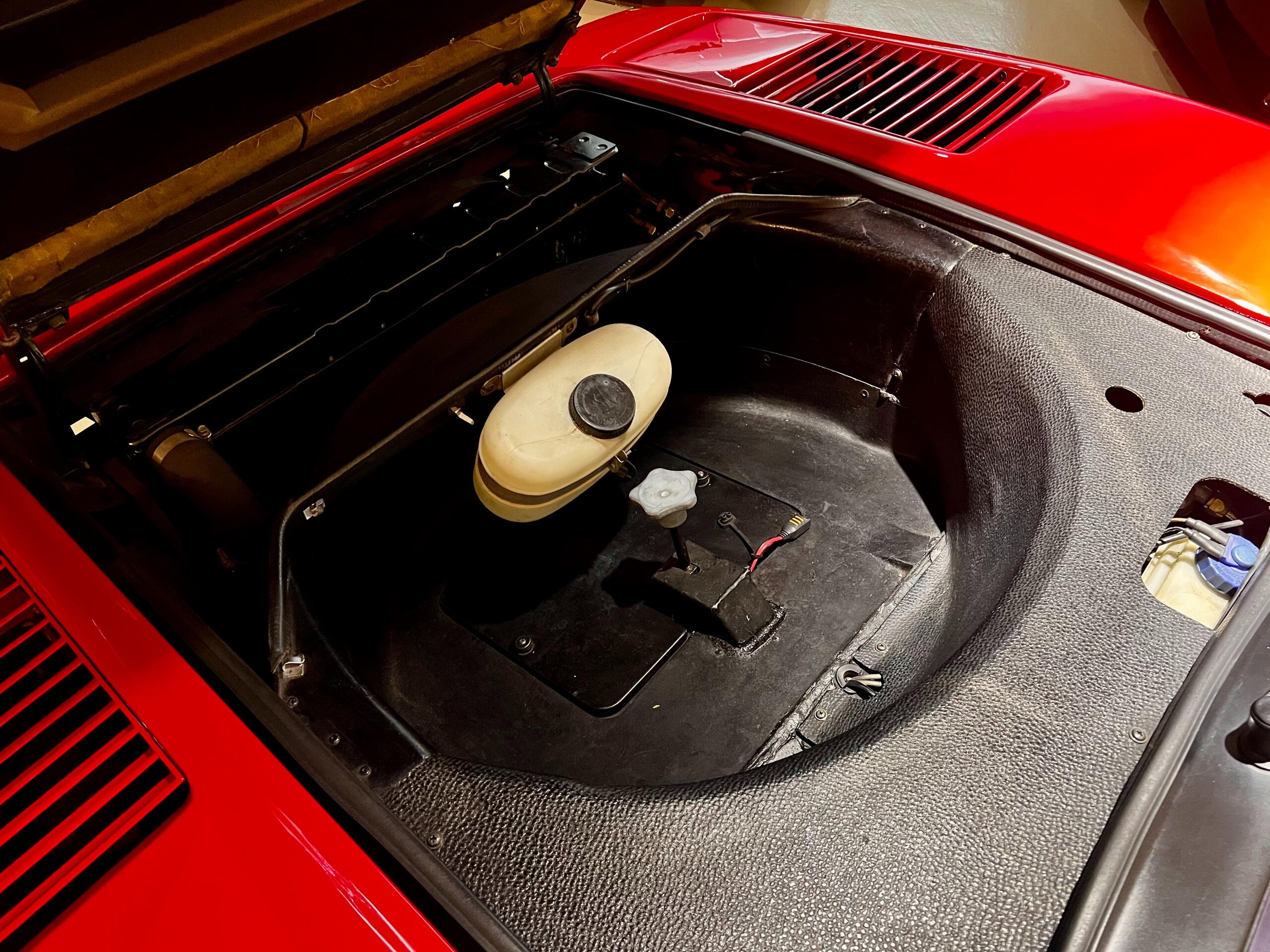 1980 Ferrari 308GTS — Photo 17 / 17