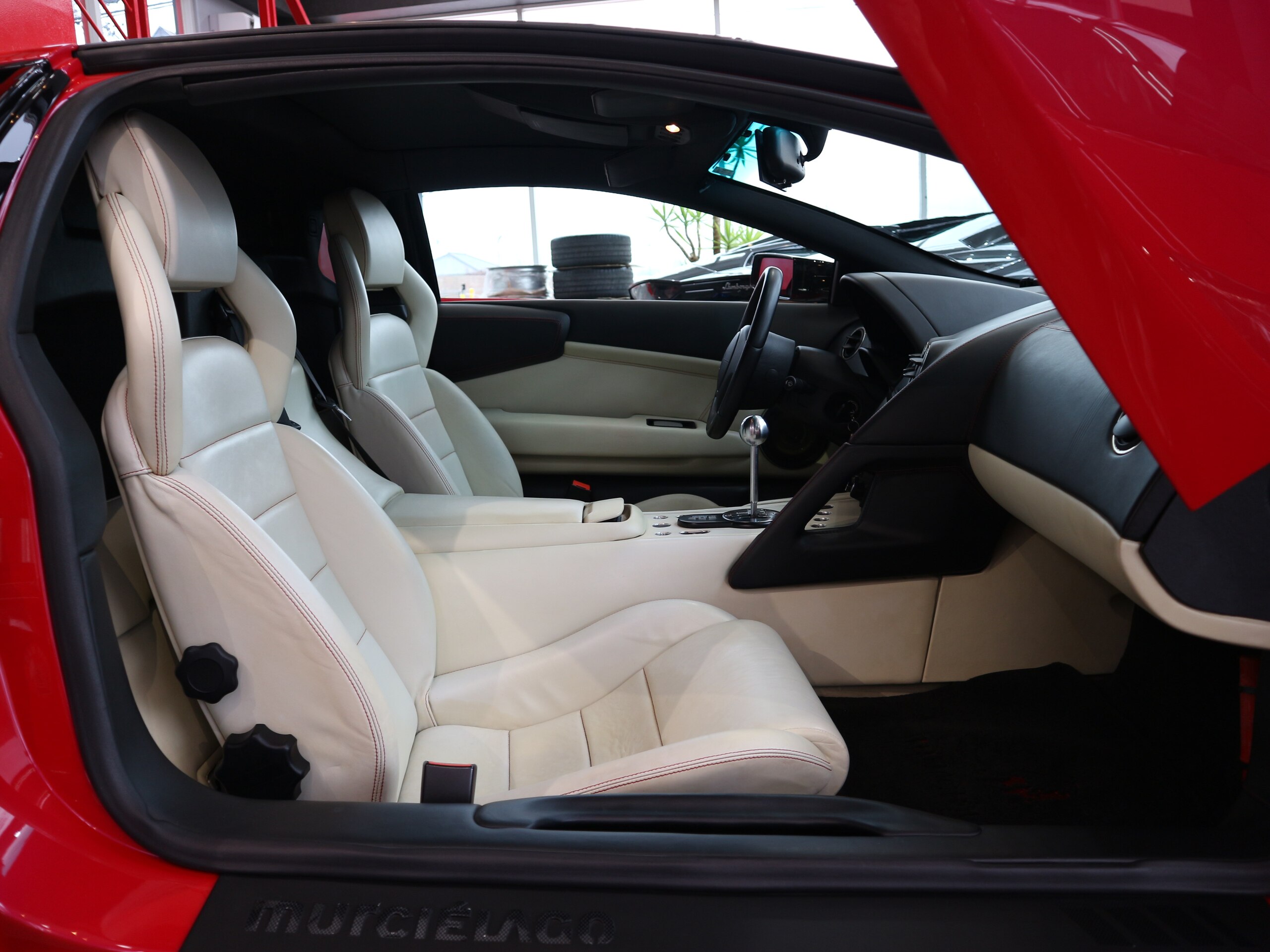 2003 Lamborghini Murcielago — Photo 11 / 17