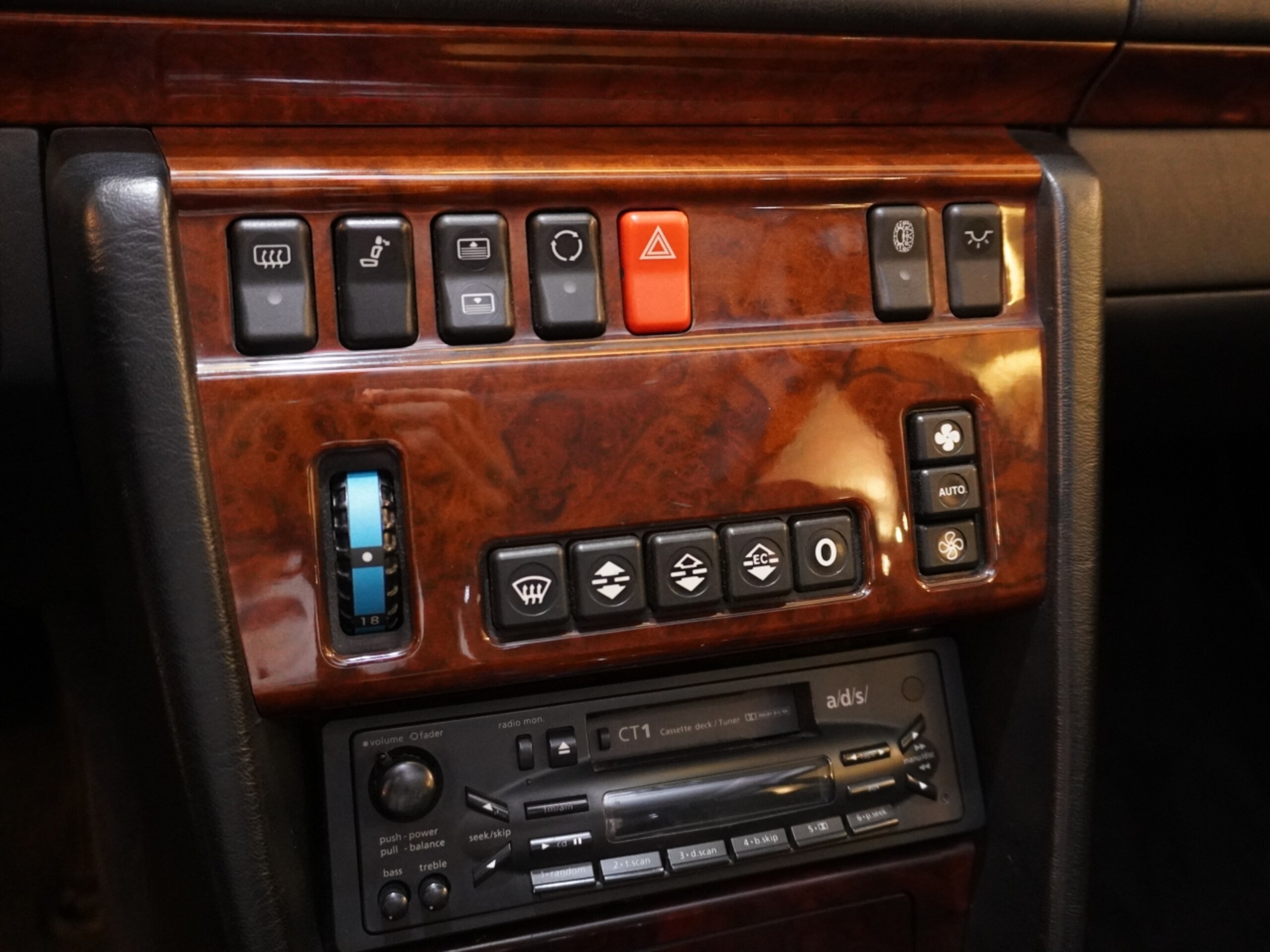 1994 Mercedes Benz E60 AMG — Photo 11 / 24