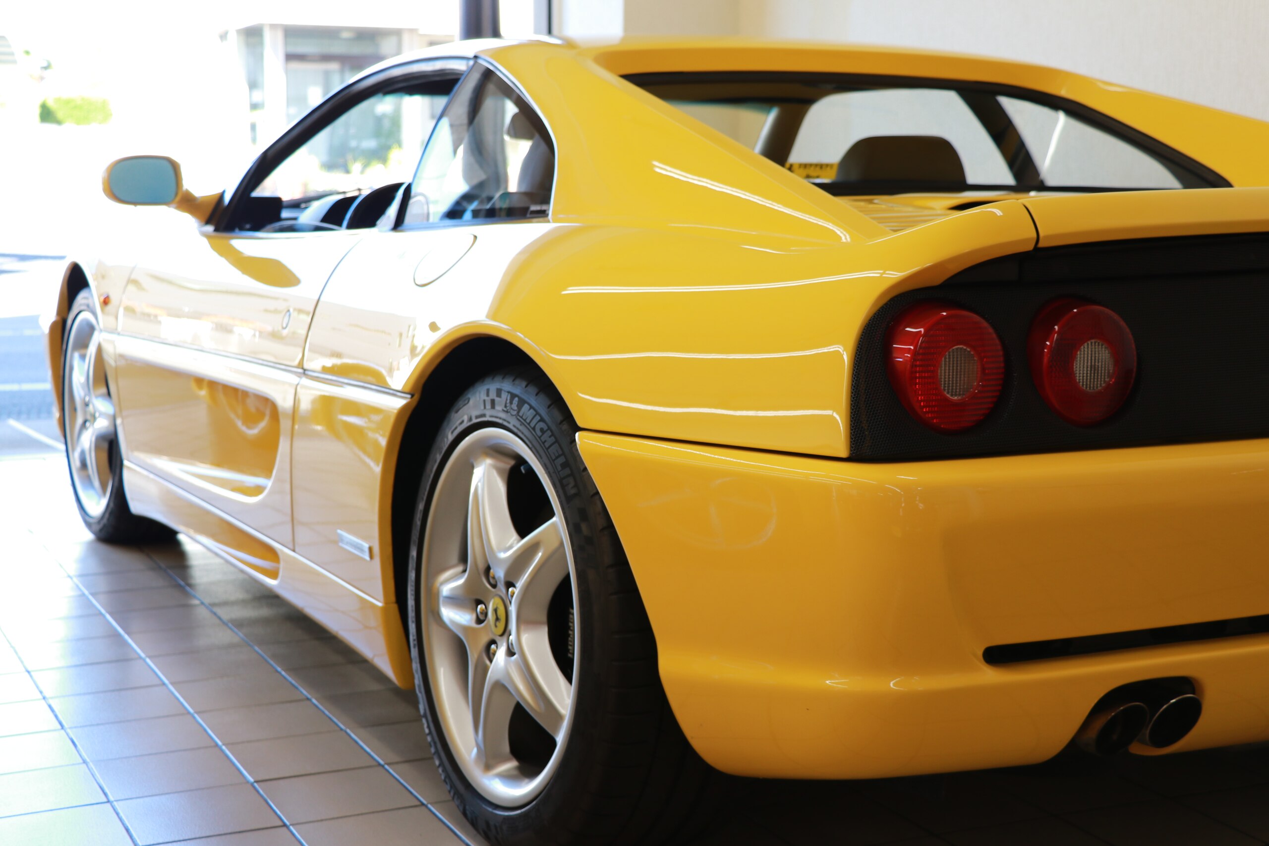 1994 Ferrari F355 Berlinetta — Photo 15 / 21