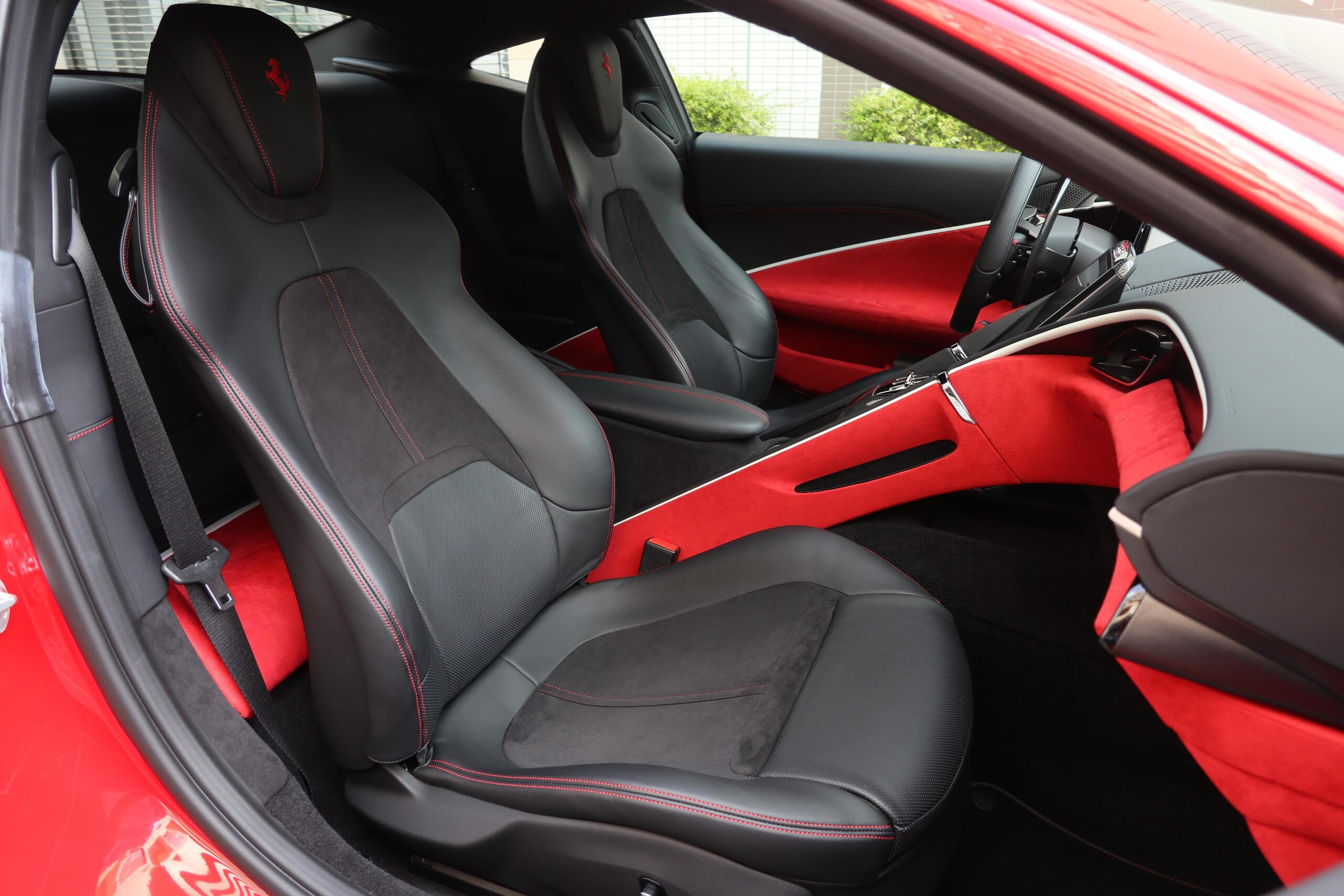 2021 Ferrari Roma — Photo 14 / 20