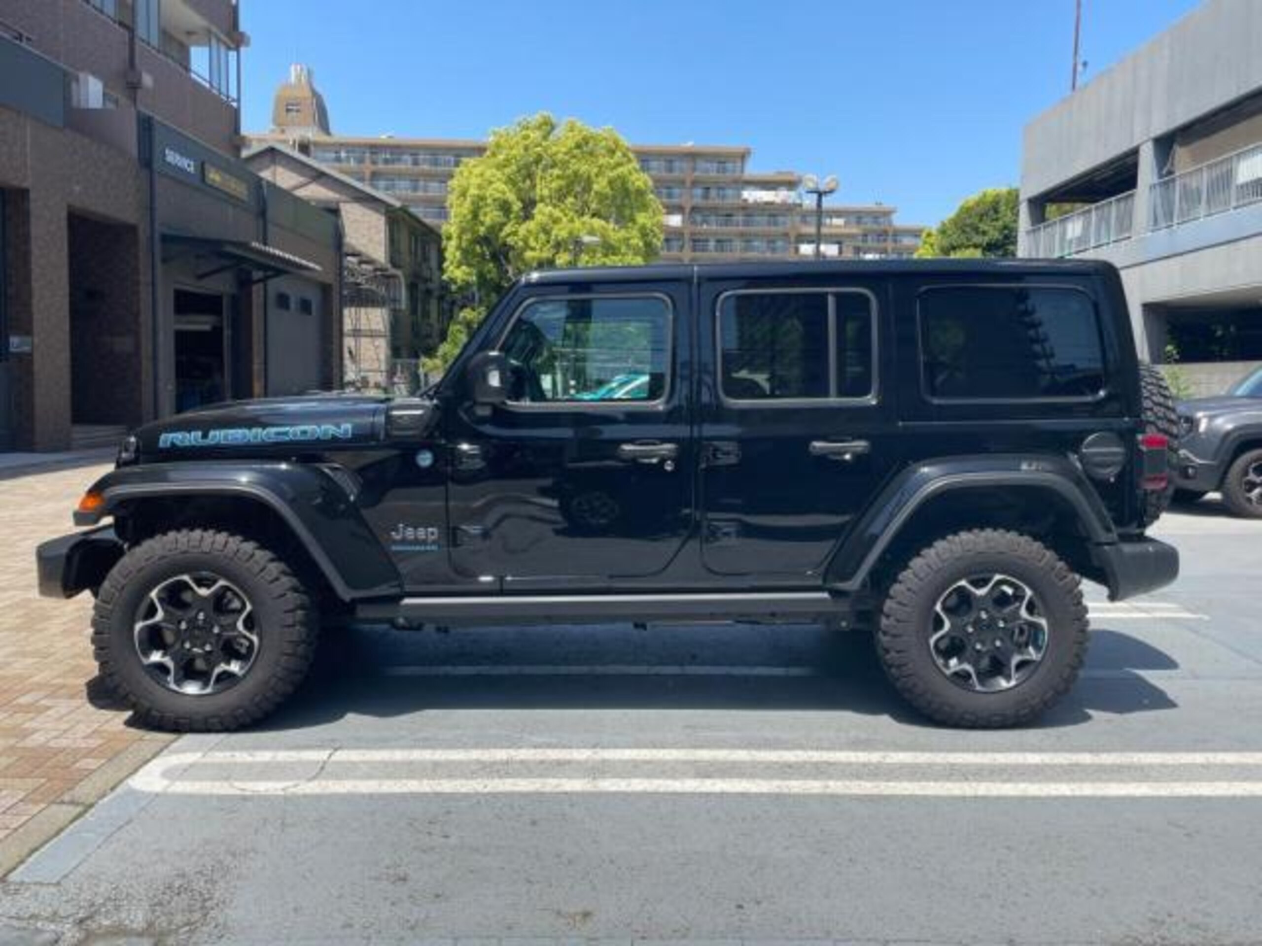 2023 Other Jeep Wrangler Unlimited Rubicon 4xe — Photo 7 / 40