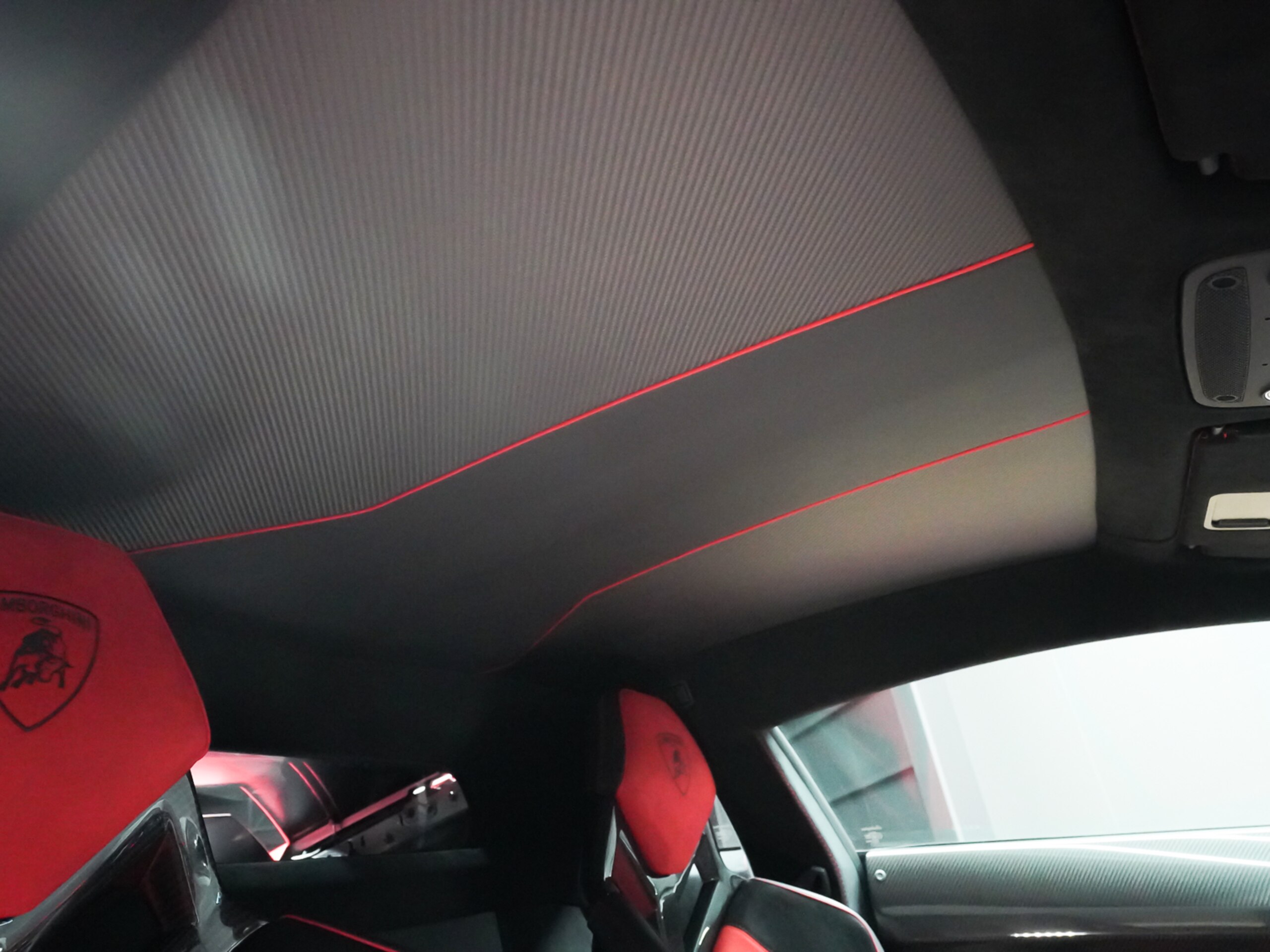 2021 Lamborghini Aventador SVJ — Photo 72 / 74