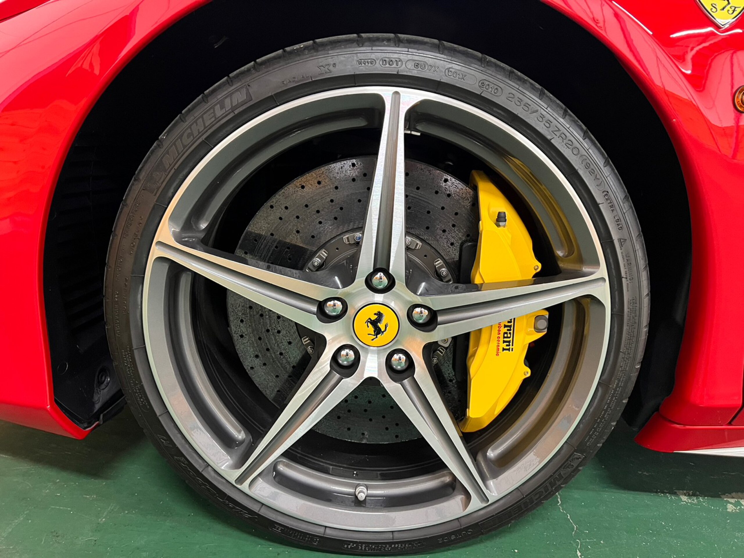 2010 Ferrari 458 Italia F1 DCT — Photo 27 / 30