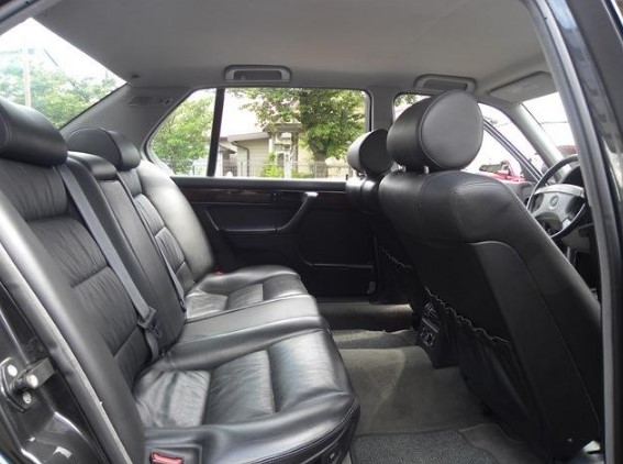 1990 BMW 750i — Photo 20 / 22