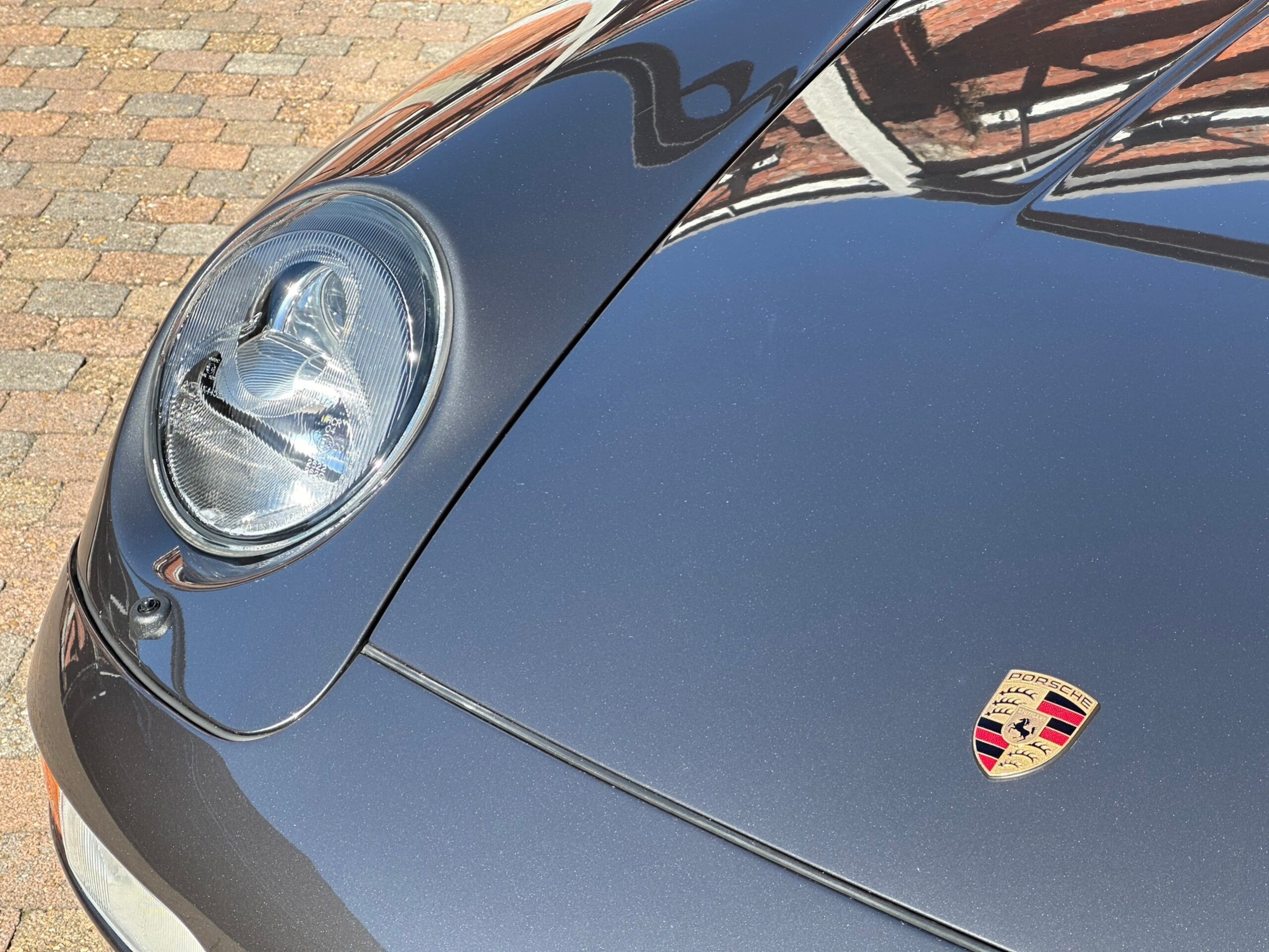 1994 Porsche 911 Carrera — Photo 8 / 25