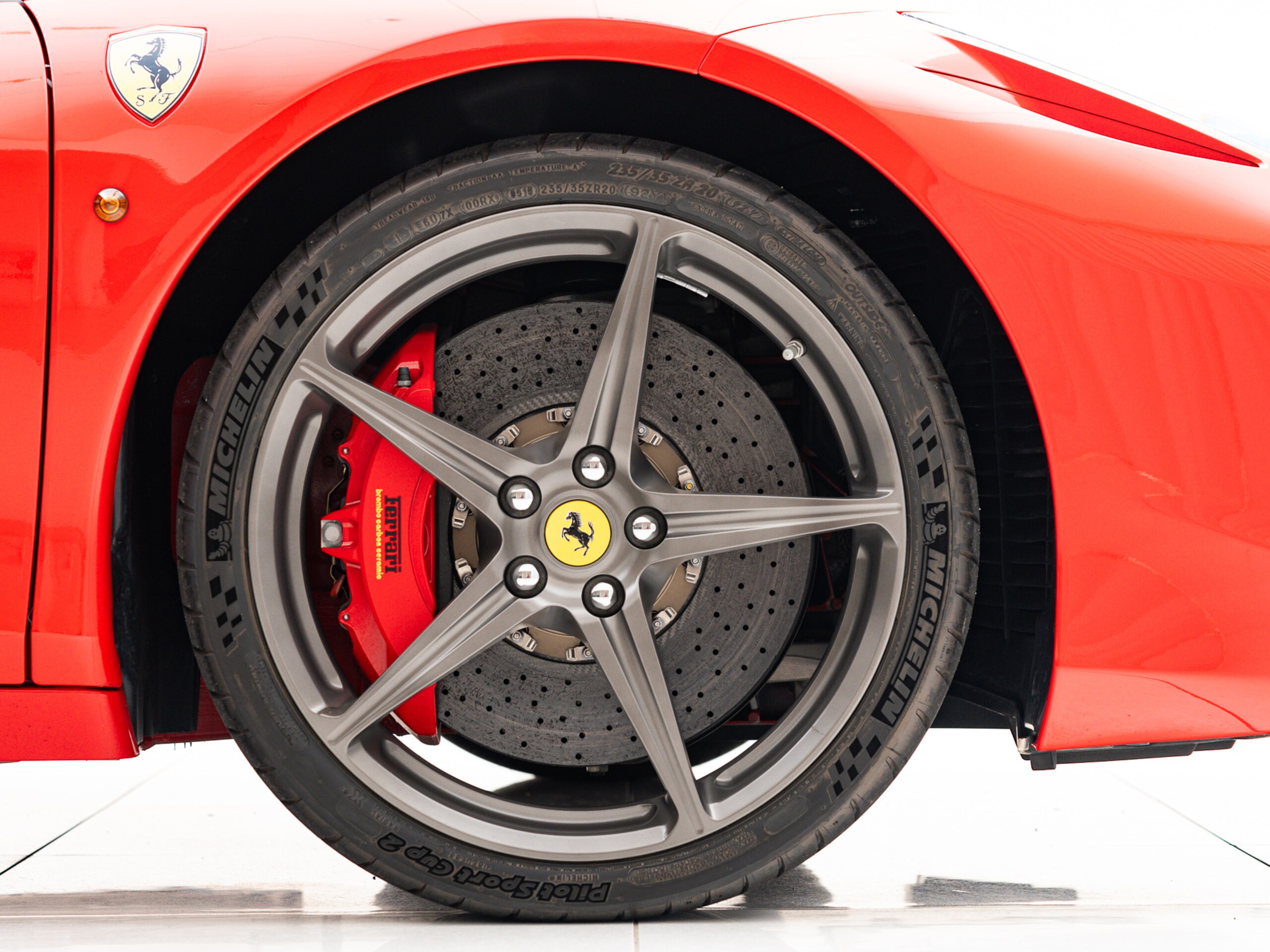 2011 Ferrari 458 Italia F1 DCT — Photo 17 / 21