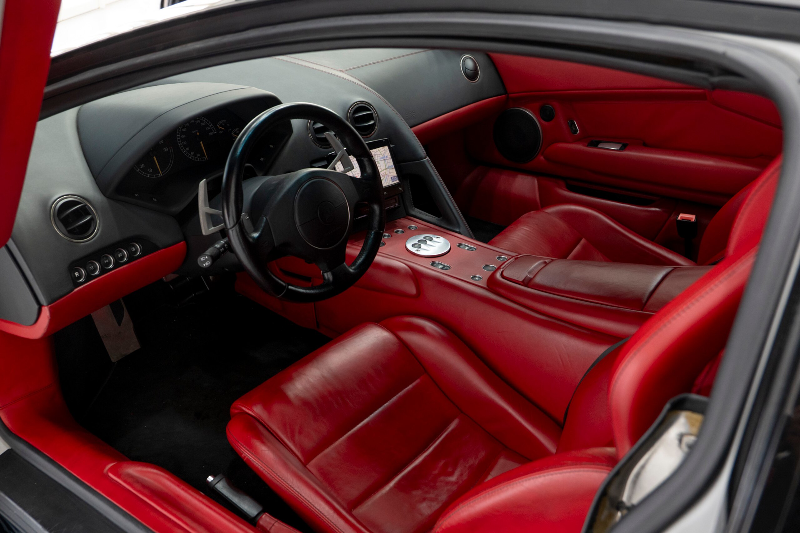 2005 Lamborghini Murcielago — Photo 9 / 25