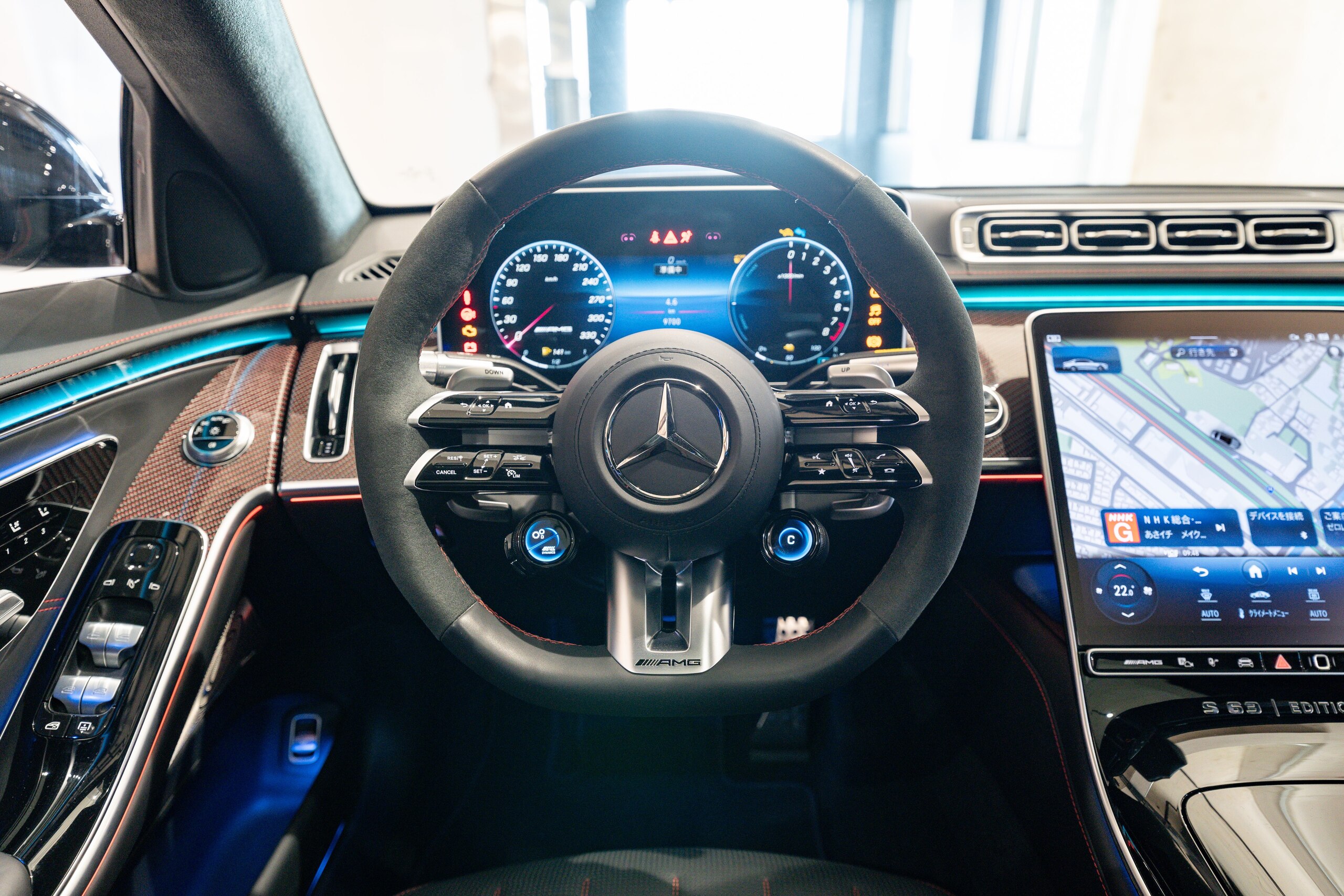 2024 Mercedes Benz AMG S63 E Performance — Photo 10 / 26