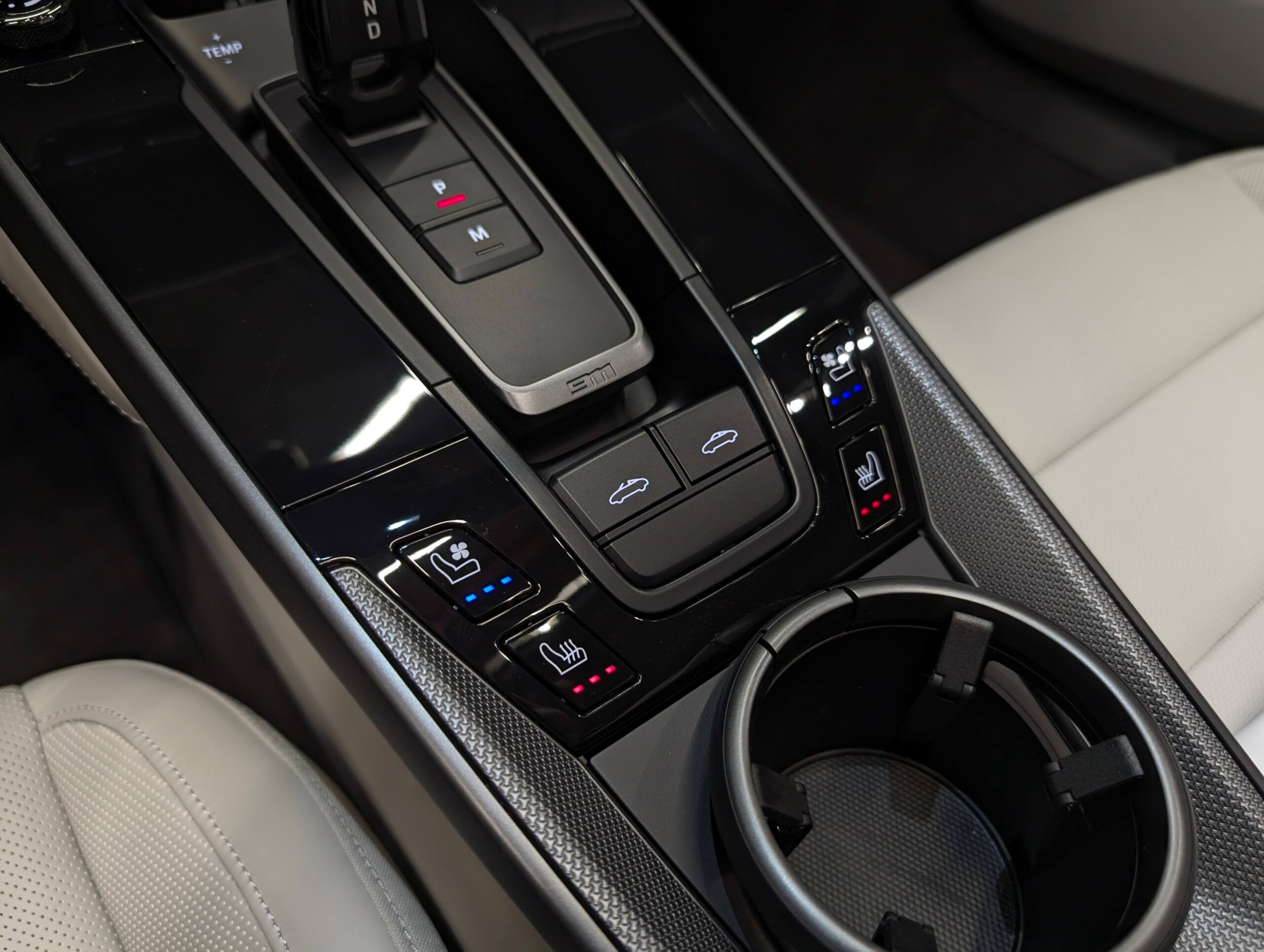 2024 Porsche 911 Targa 4 — Photo 18 / 24