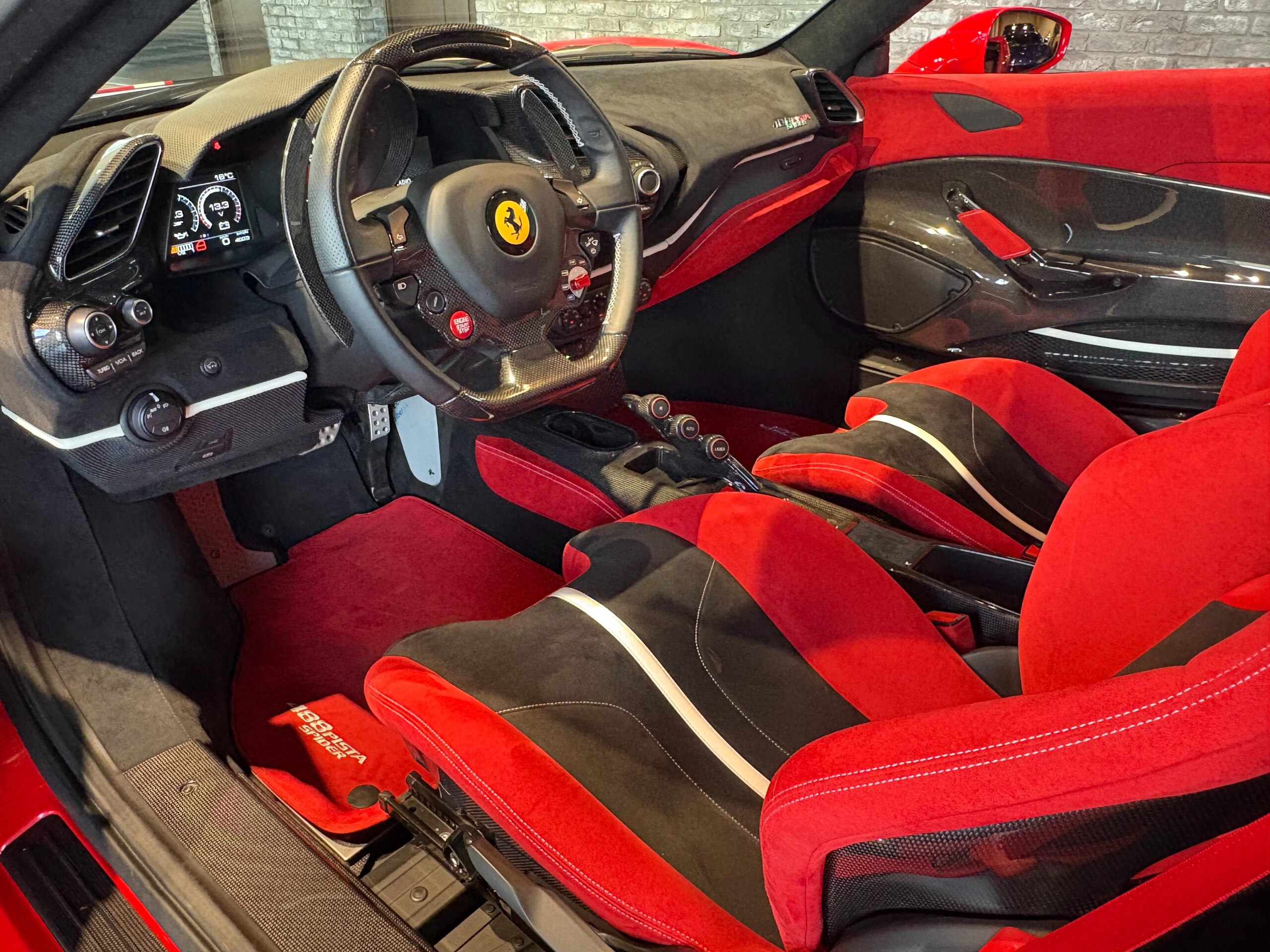 2019 Ferrari 488 Pista Spider — Photo 6 / 15