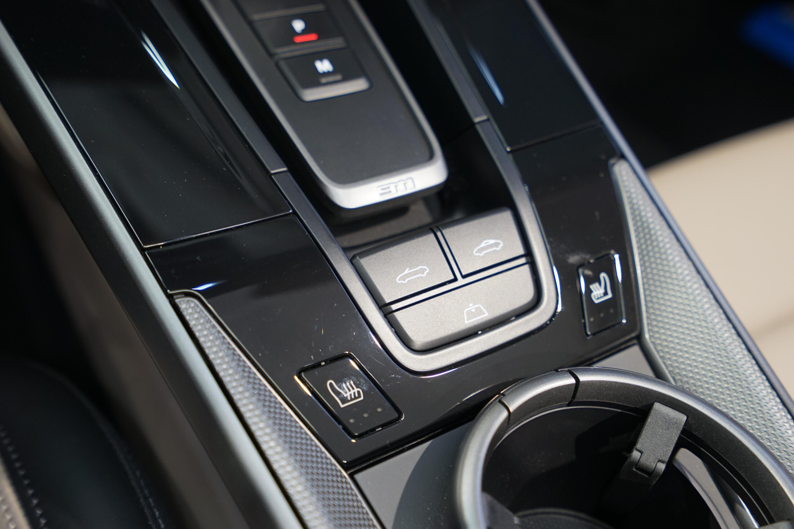 2024 Porsche 911 Carrera Cabriolet — Photo 15 / 20