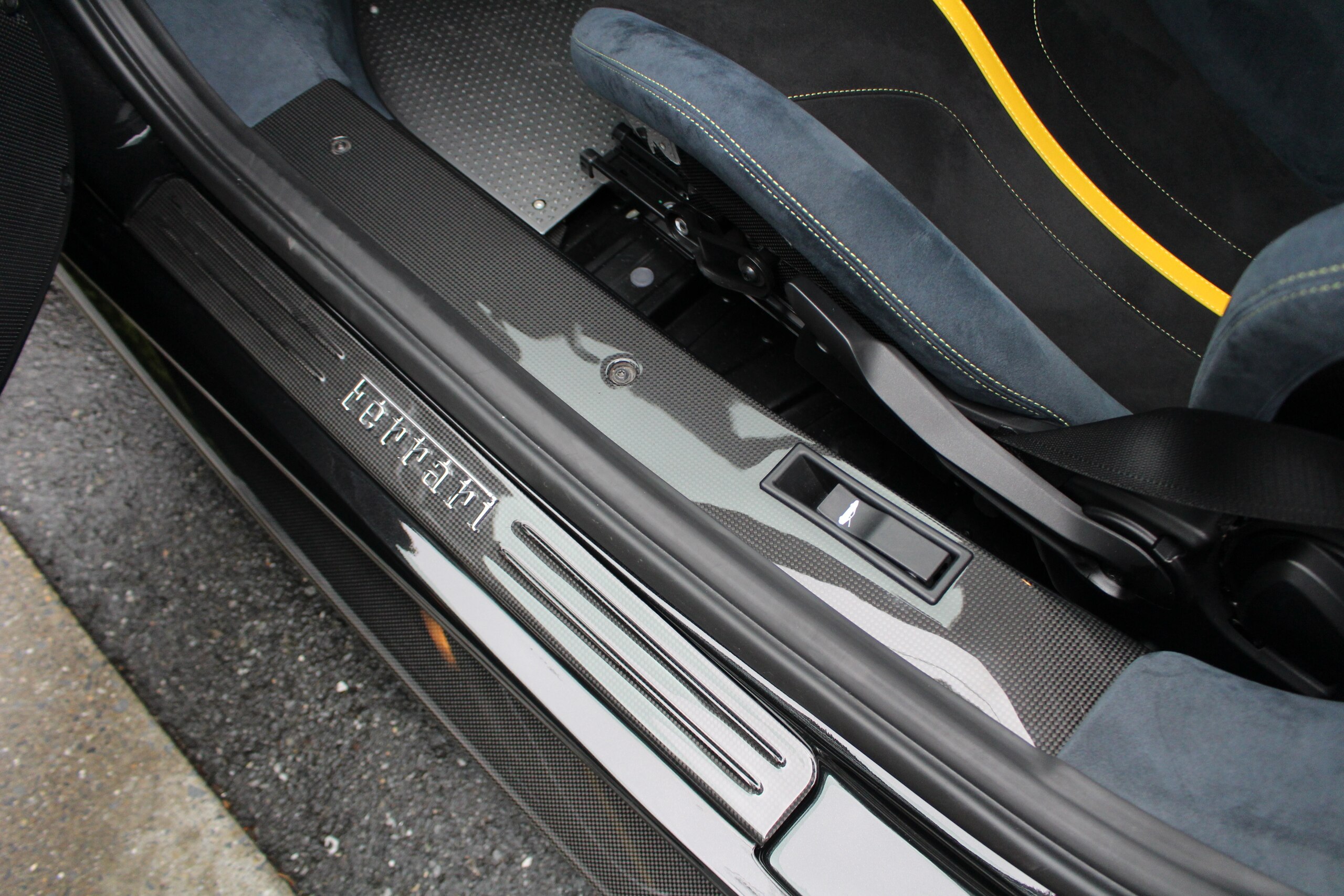2019 Ferrari 488 Pista — Photo 10 / 15