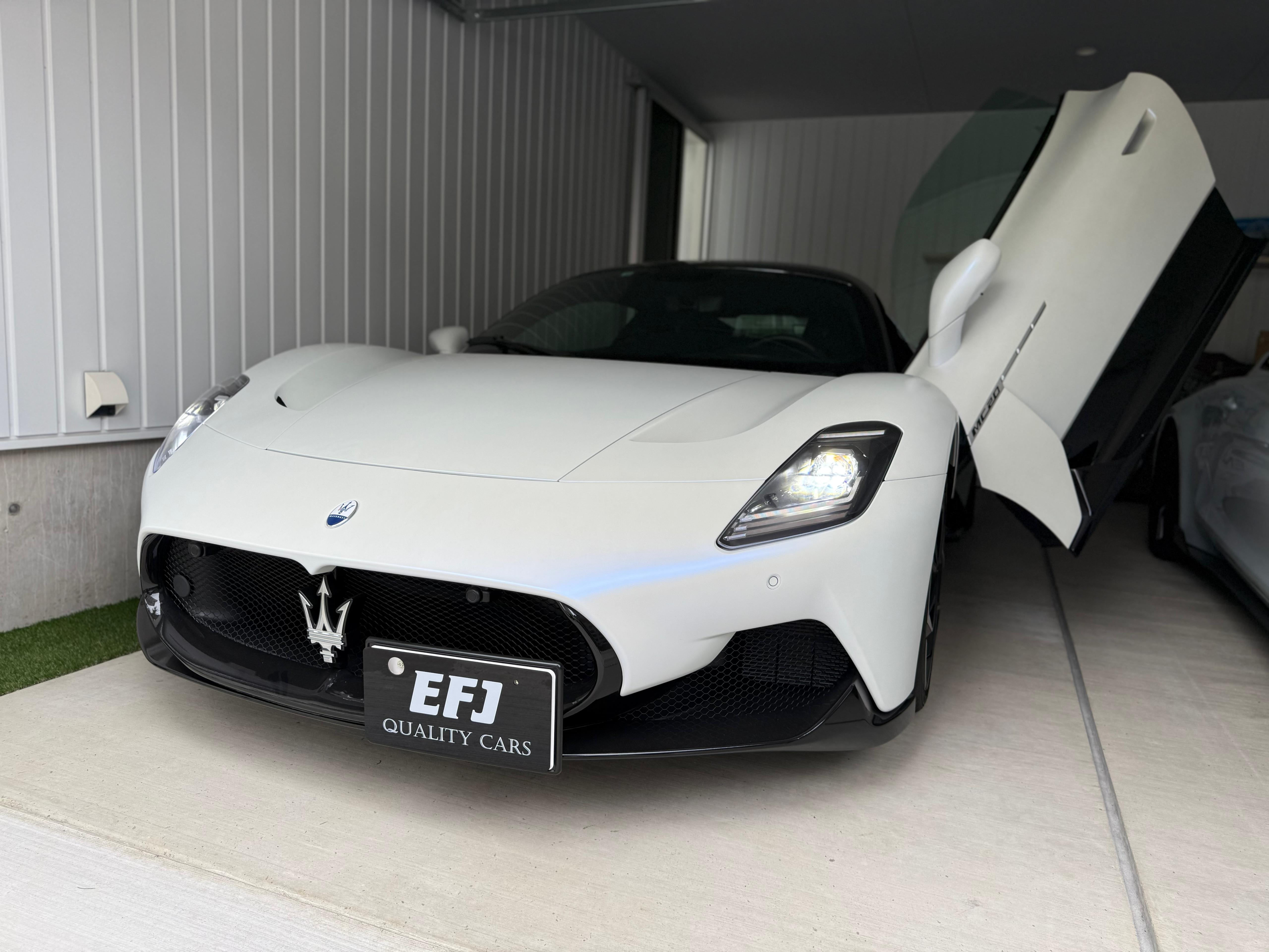 2022 Maserati MC20 — Photo 6 / 18