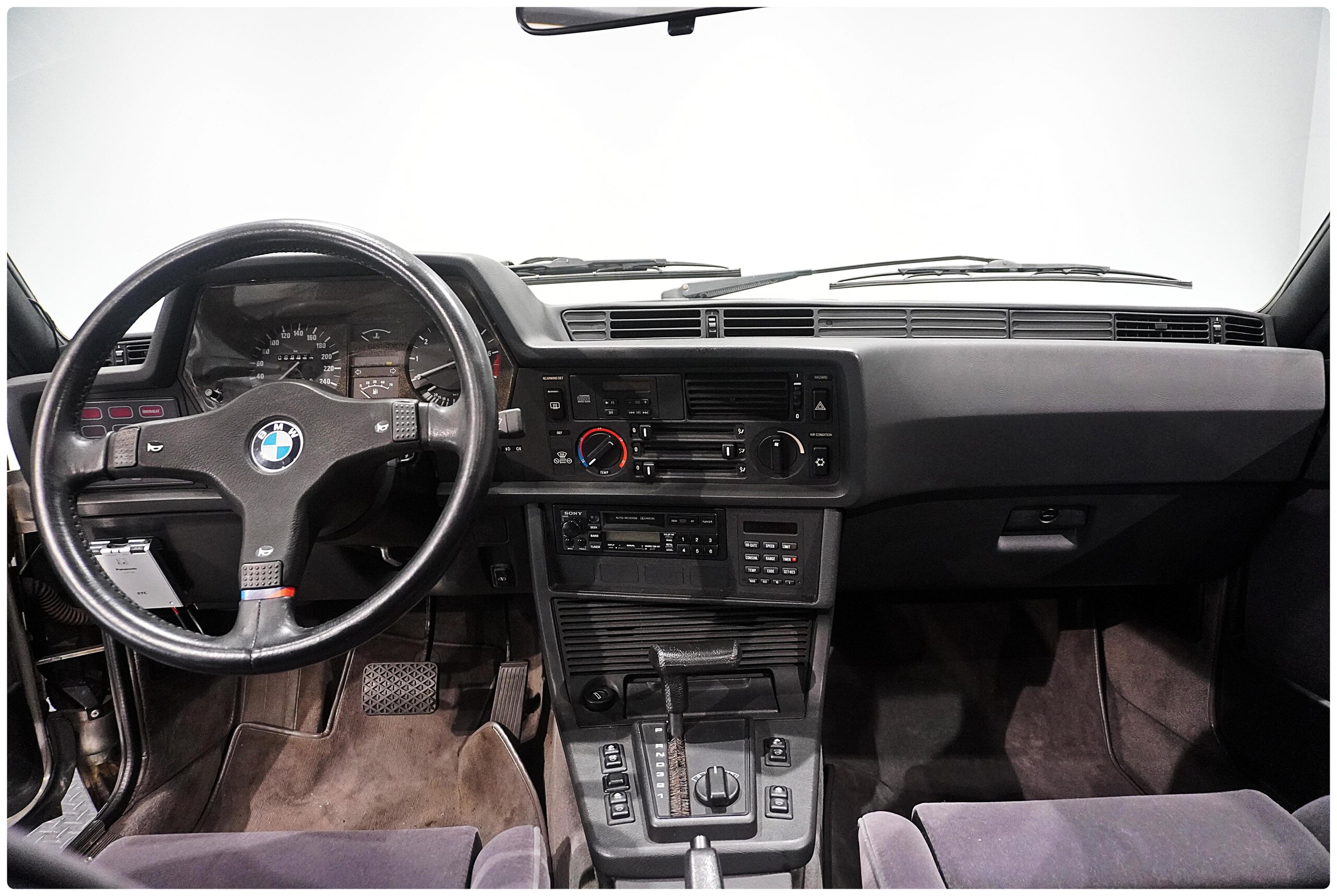 1977 BMW 635CSi — Photo 7 / 22