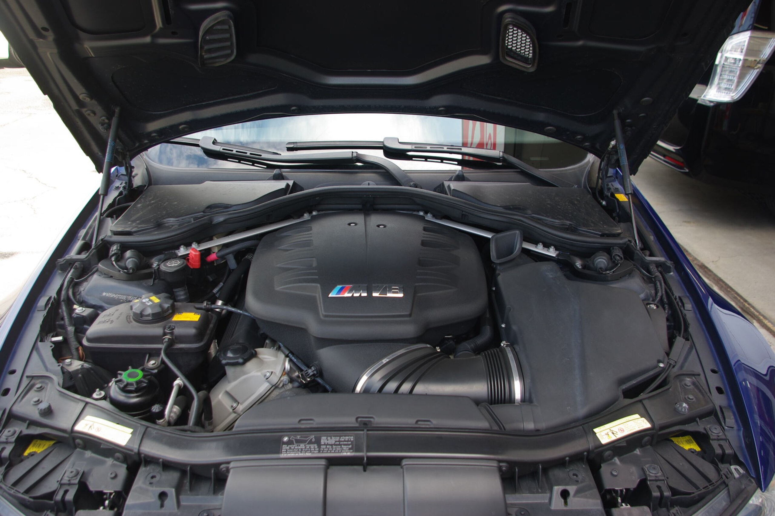2009 BMW M3 Sedan — Photo 18 / 20