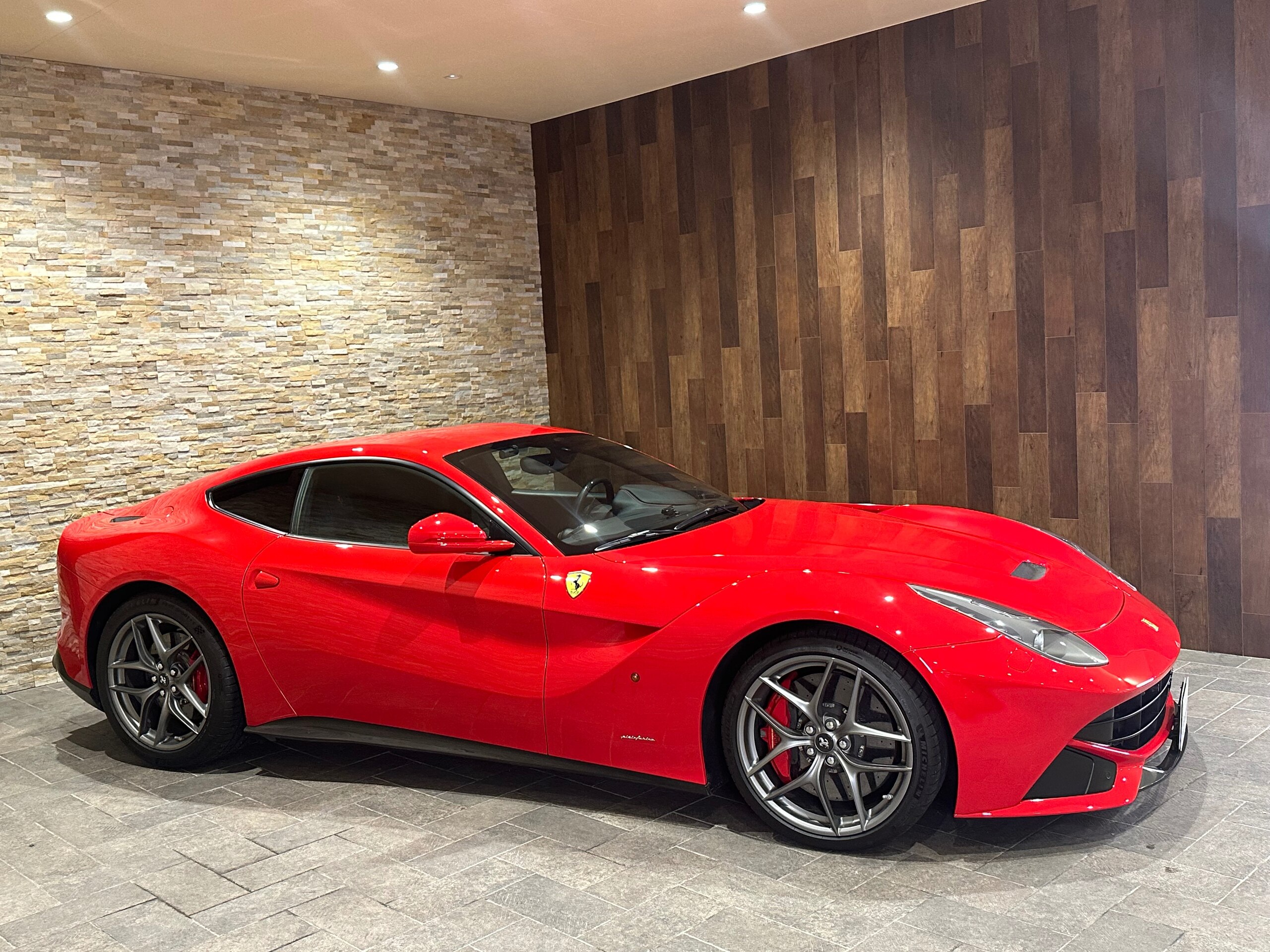 2013 Ferrari F12 Berlinetta — Photo 7 / 19
