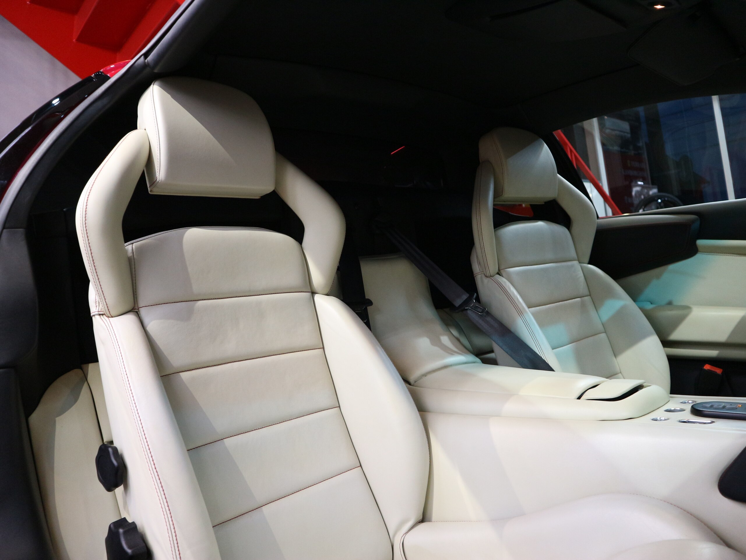2003 Lamborghini Murcielago — Photo 12 / 16